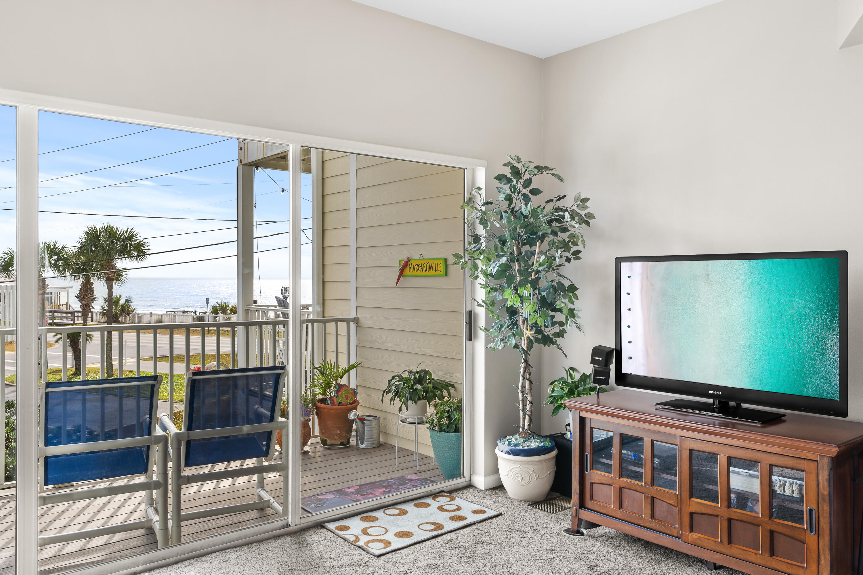 BEACH POINTE T/H - Residential
