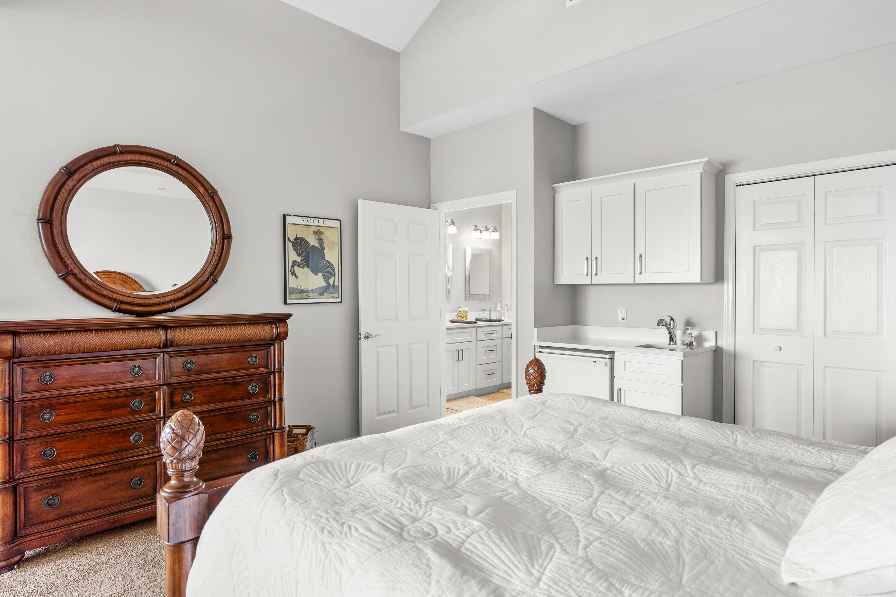 BEACH POINTE T/H - Residential