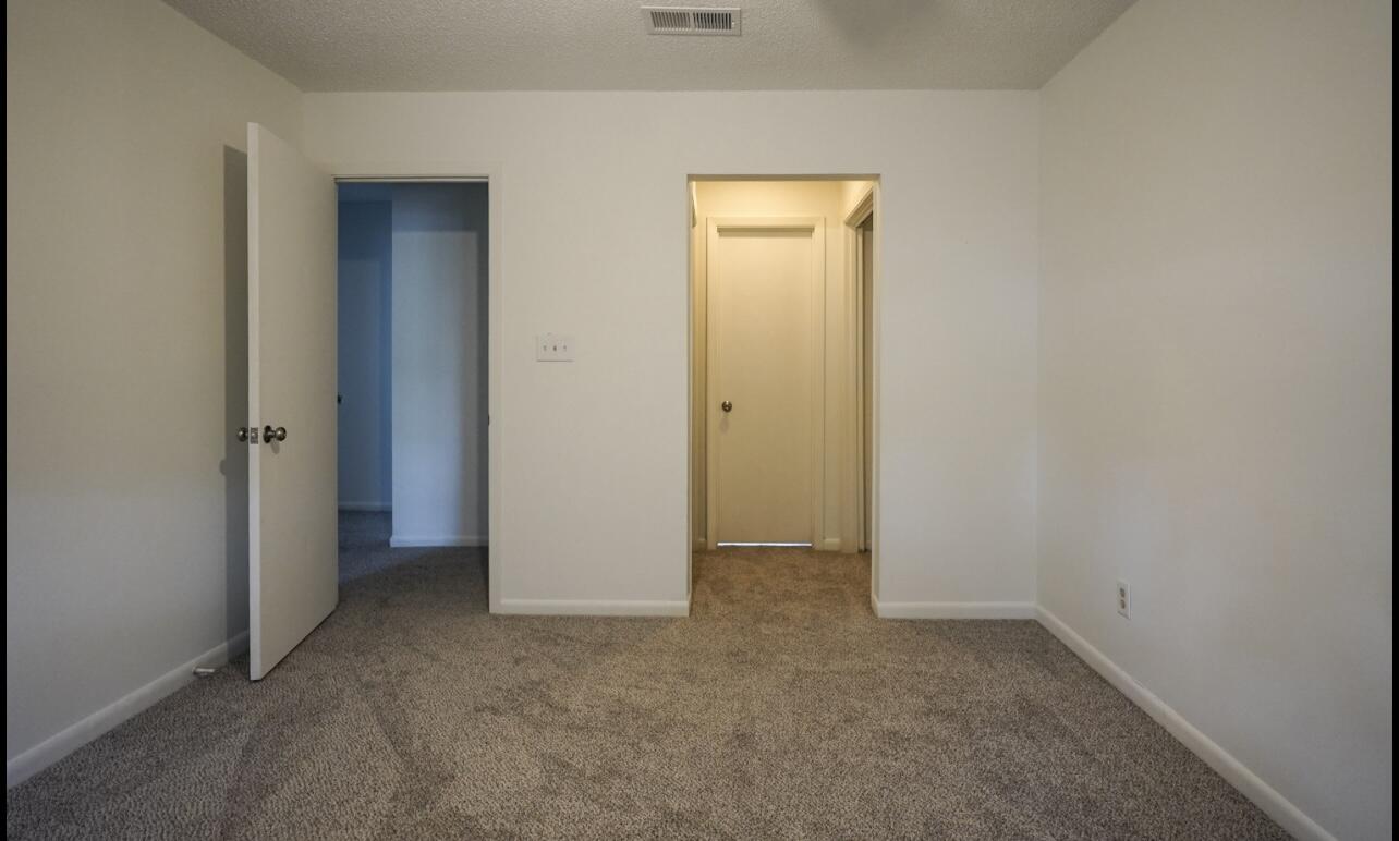 PINE RIDGE TRACE RE/SUB - Residential
