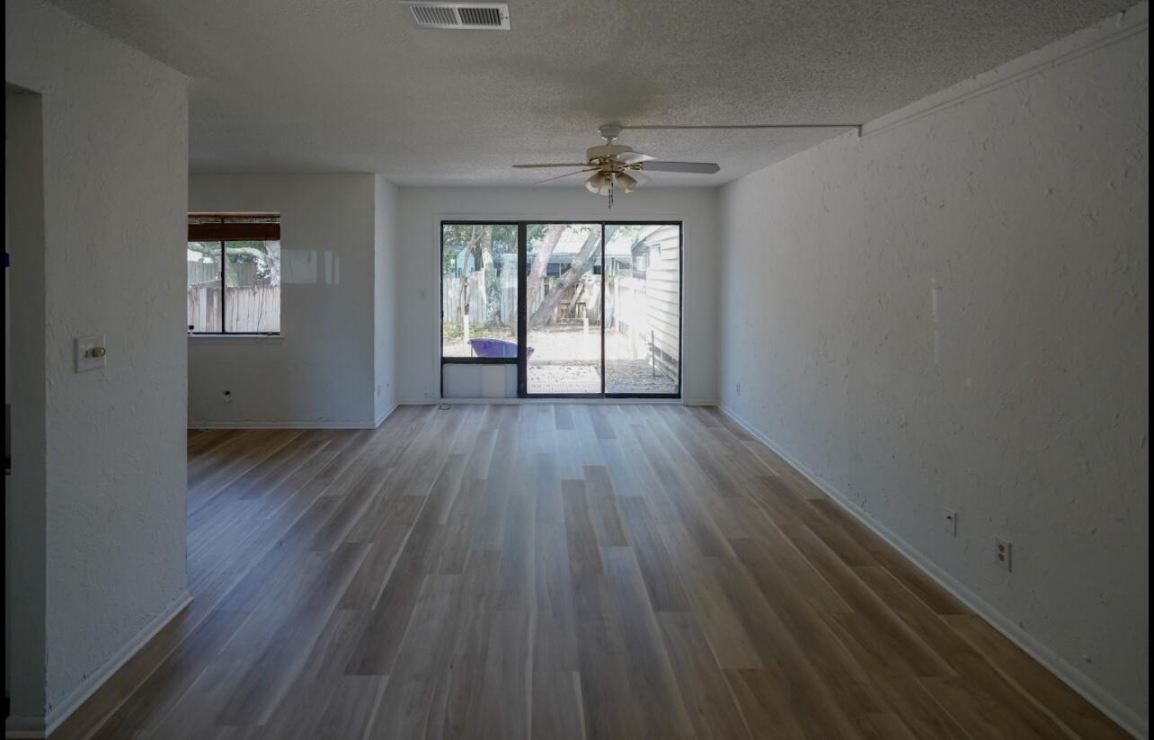 PINE RIDGE TRACE RE/SUB - Residential
