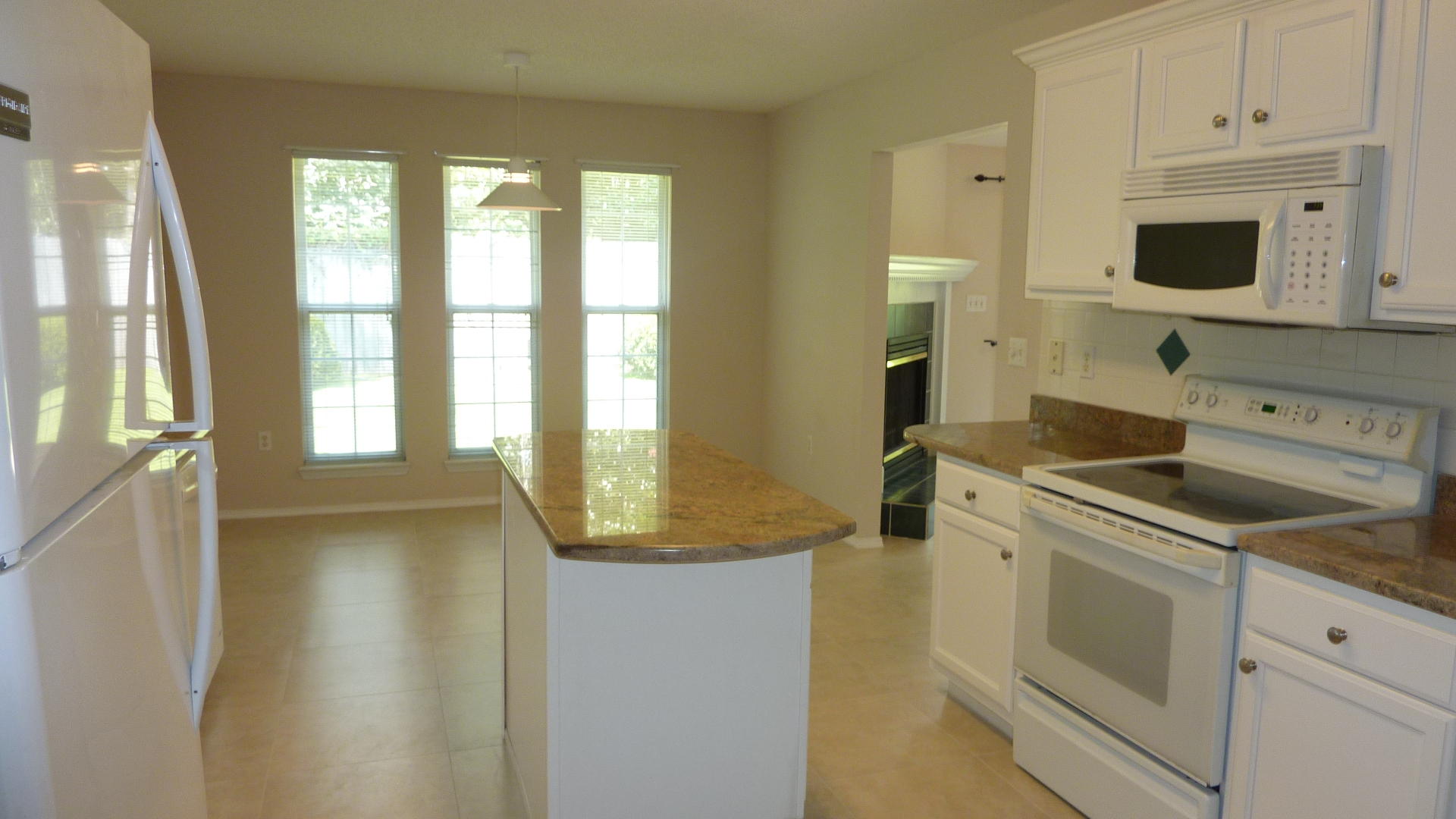 PARKWOOD ESTATES PH 7 - Residential Lease