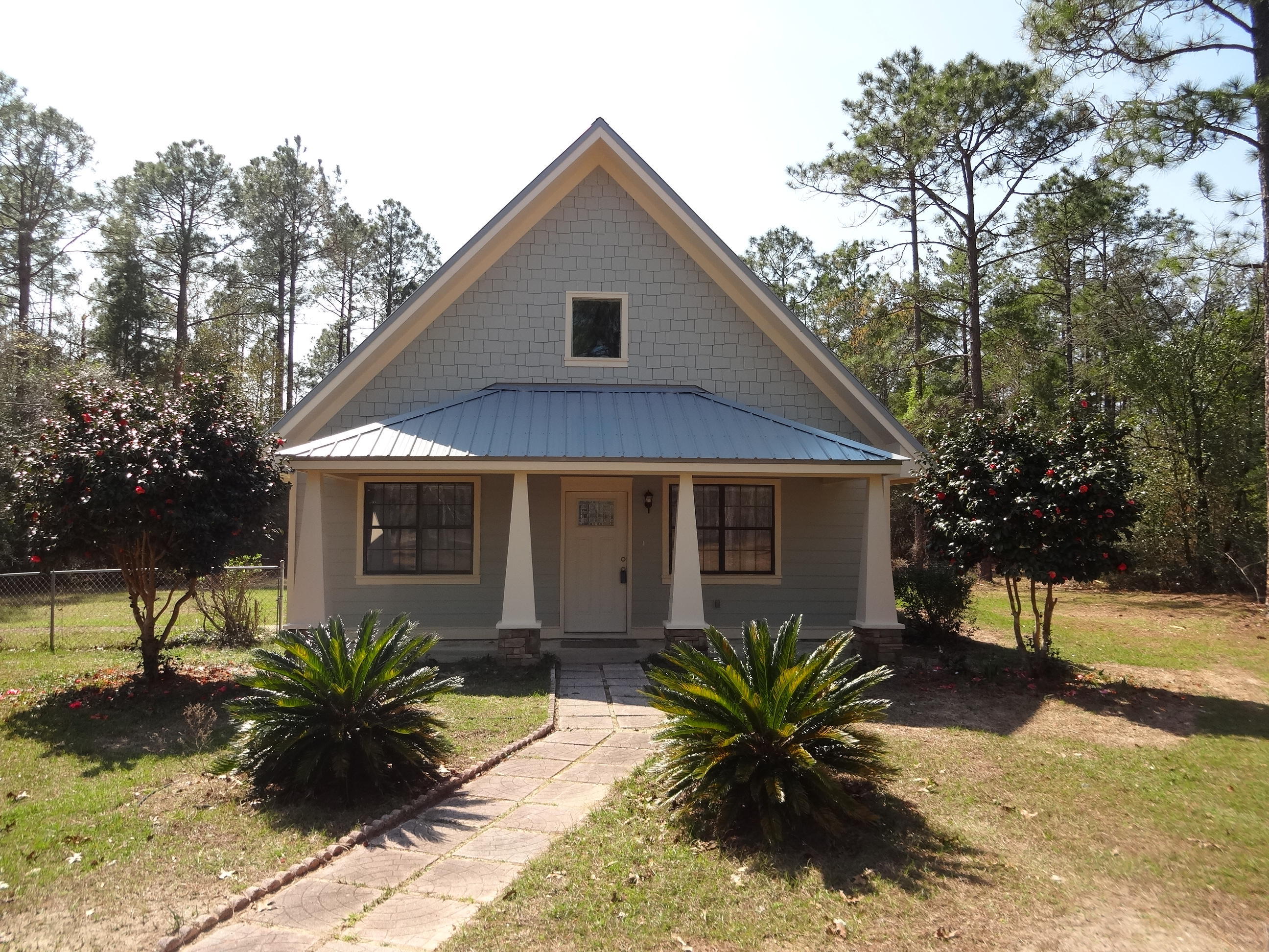 RUSTLING PINES - Residential