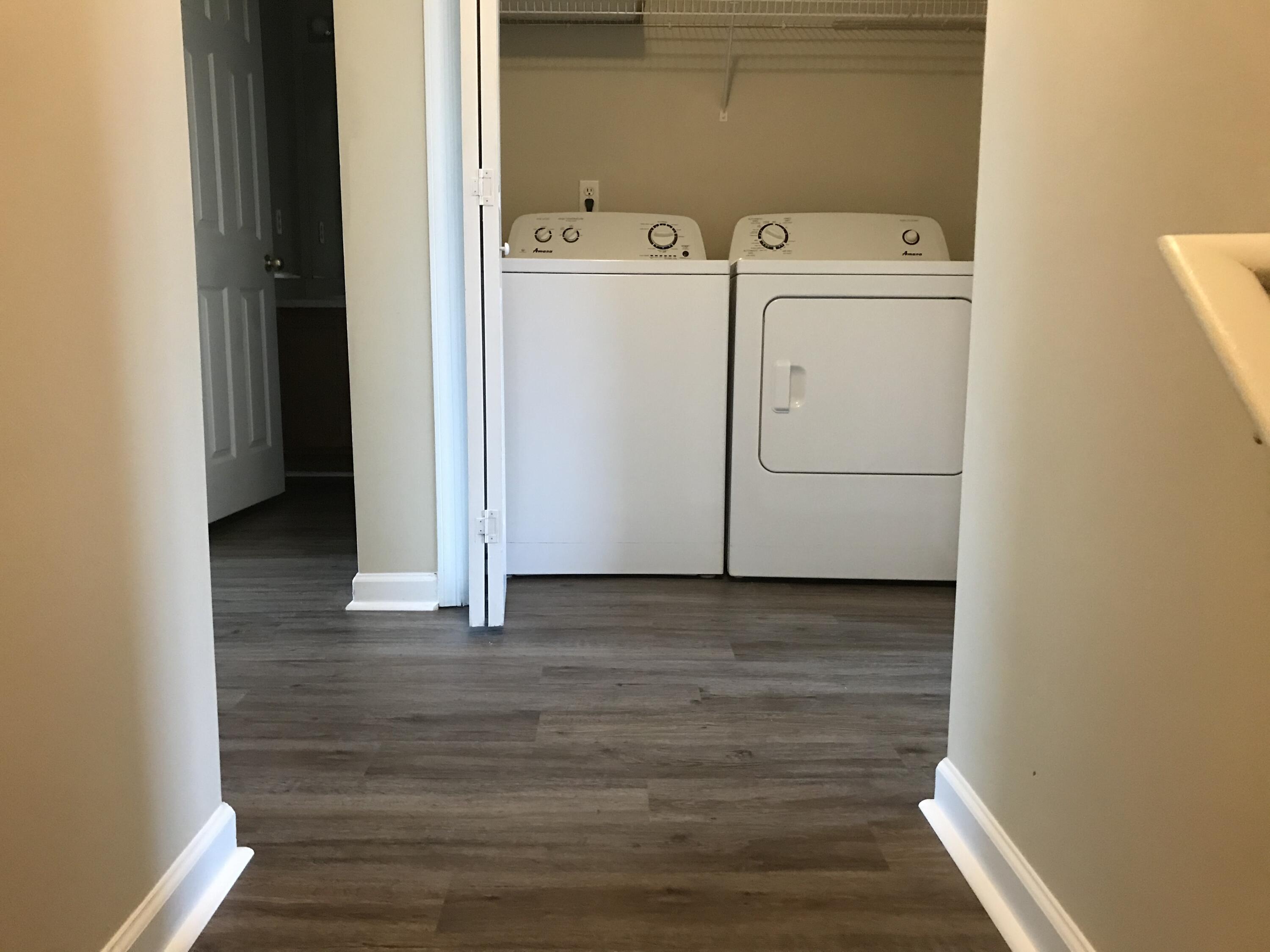ROLLING PINES - Residential Lease