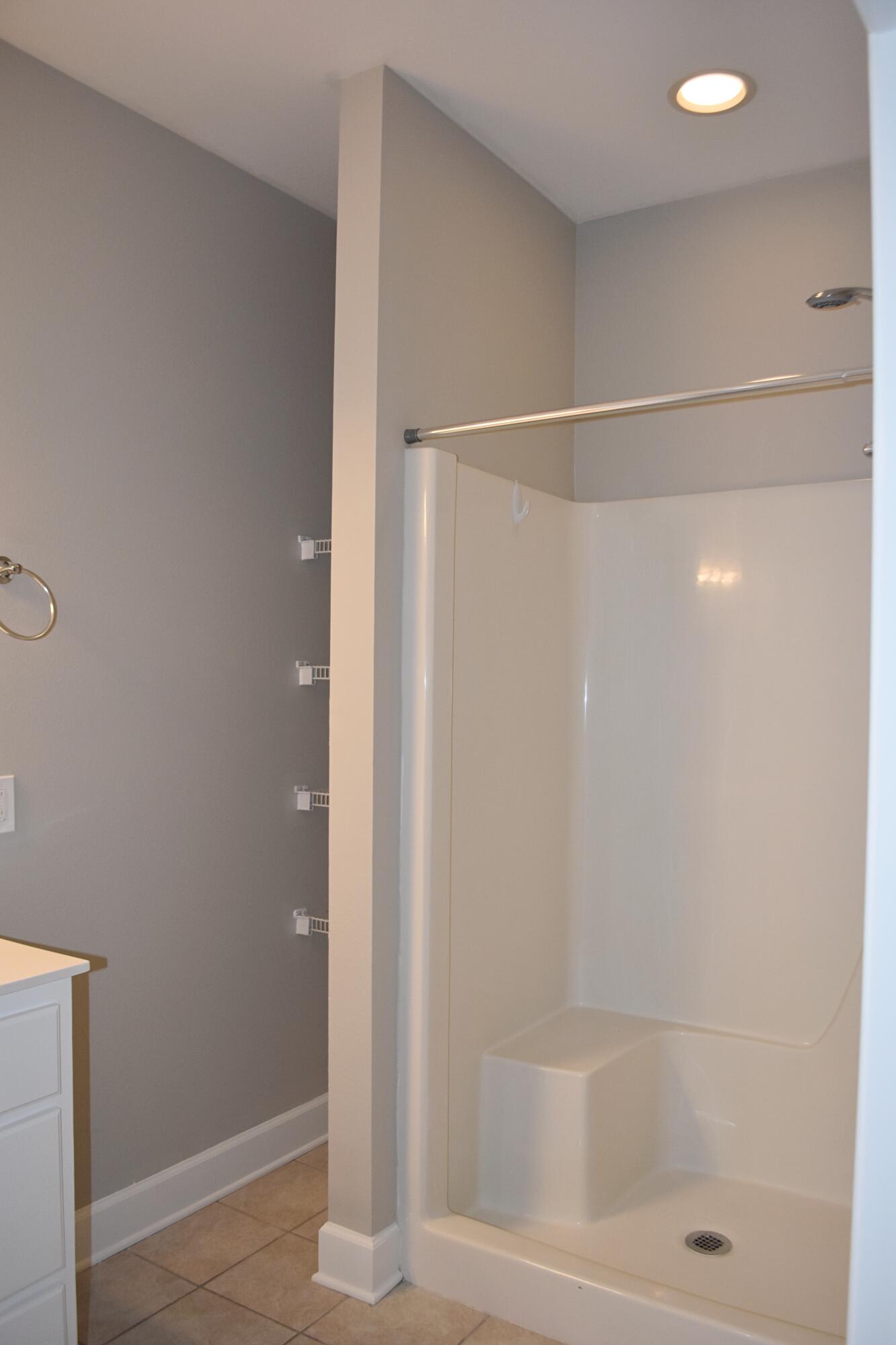 SWEETWATER VILLAGE NORTH PH 1 - Residential Lease