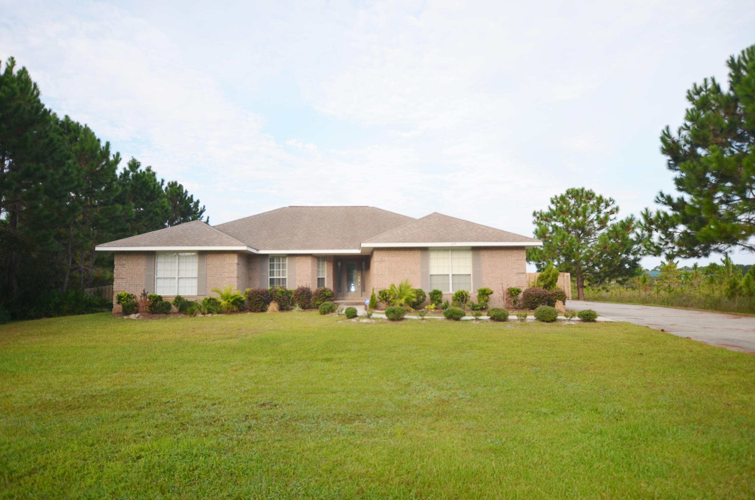 DRIFTWOOD ESTATES - Residential Lease