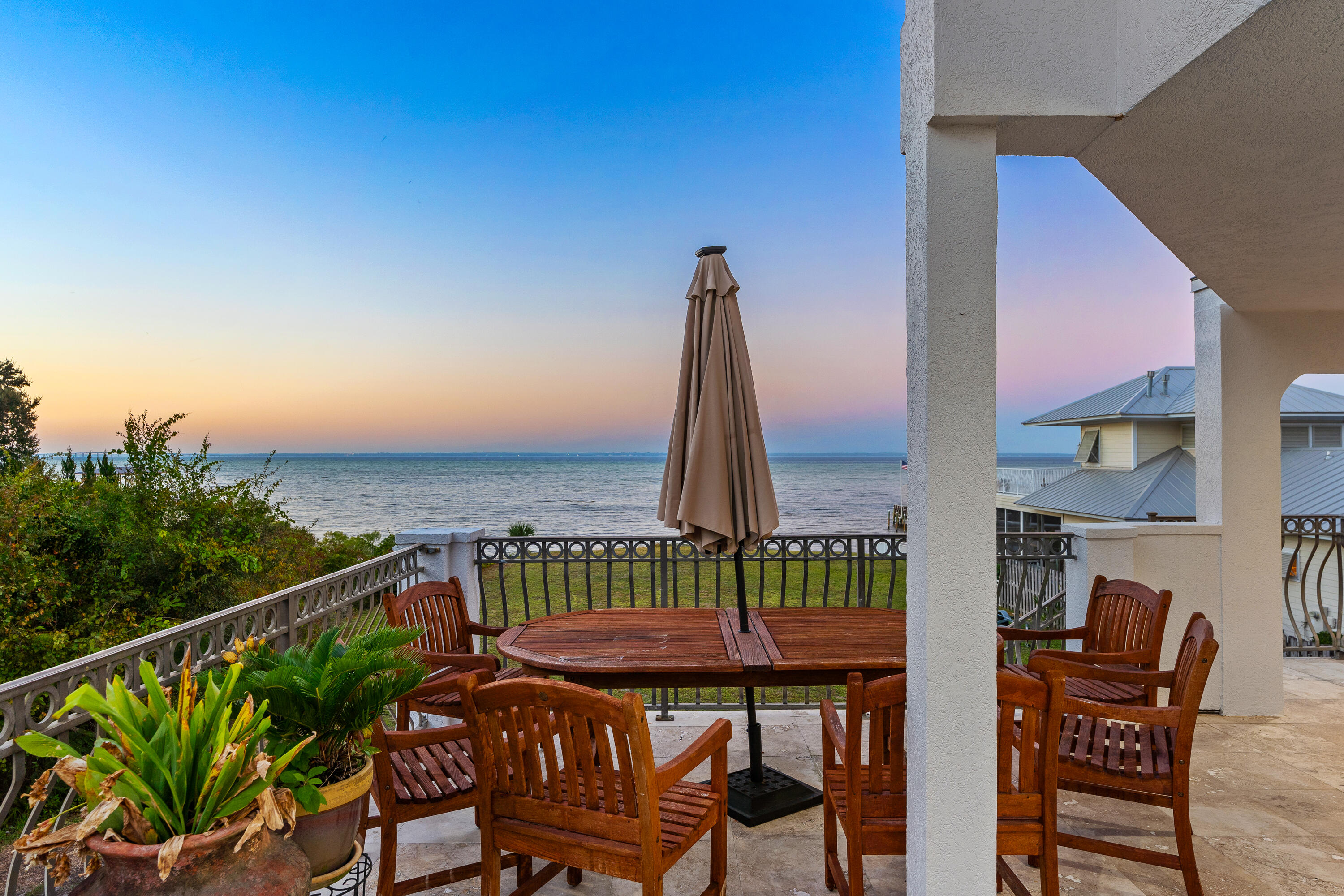 BAYSHORE GARDENS - Residential