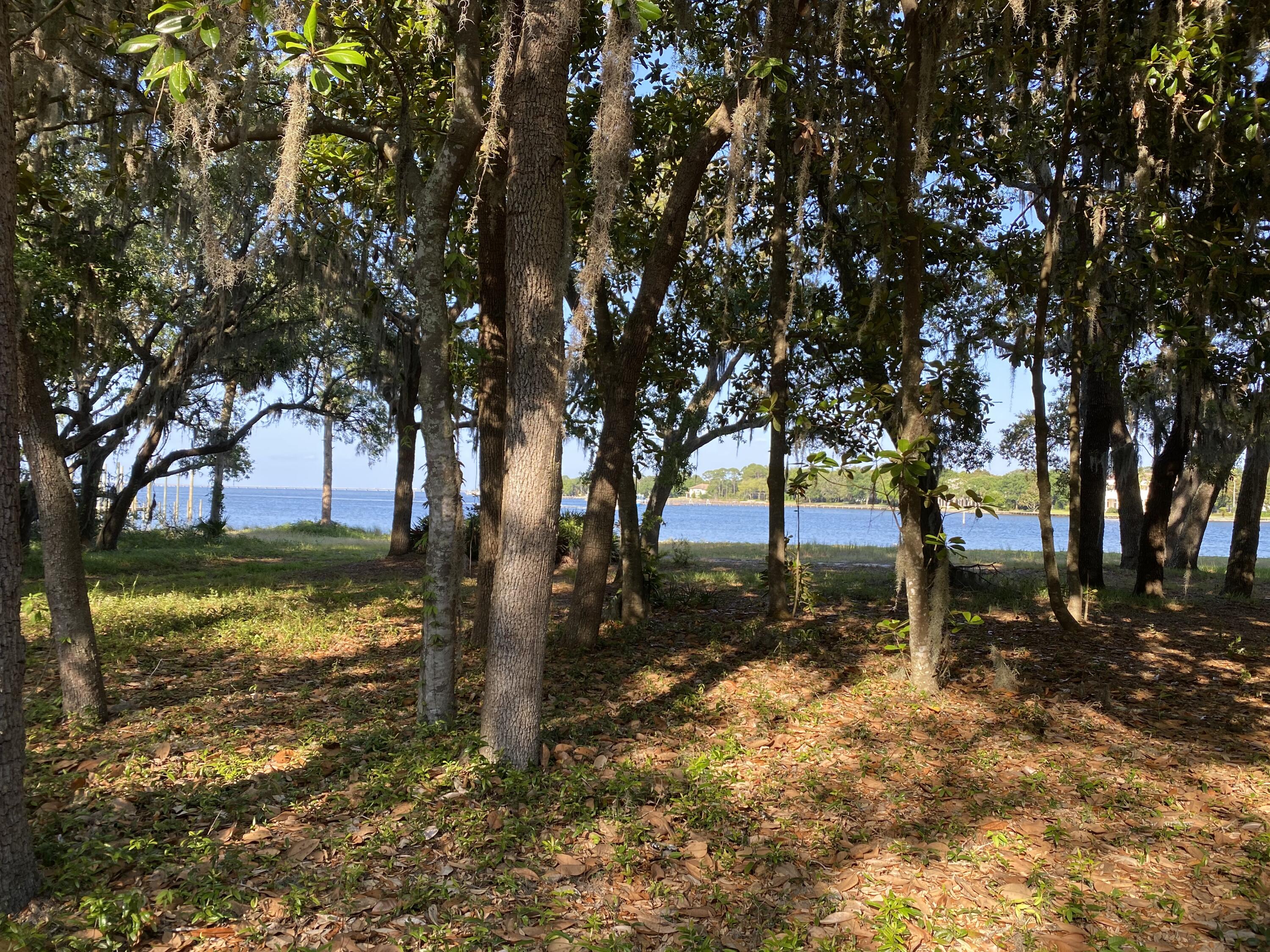 Estates at Indian Pointe - Land