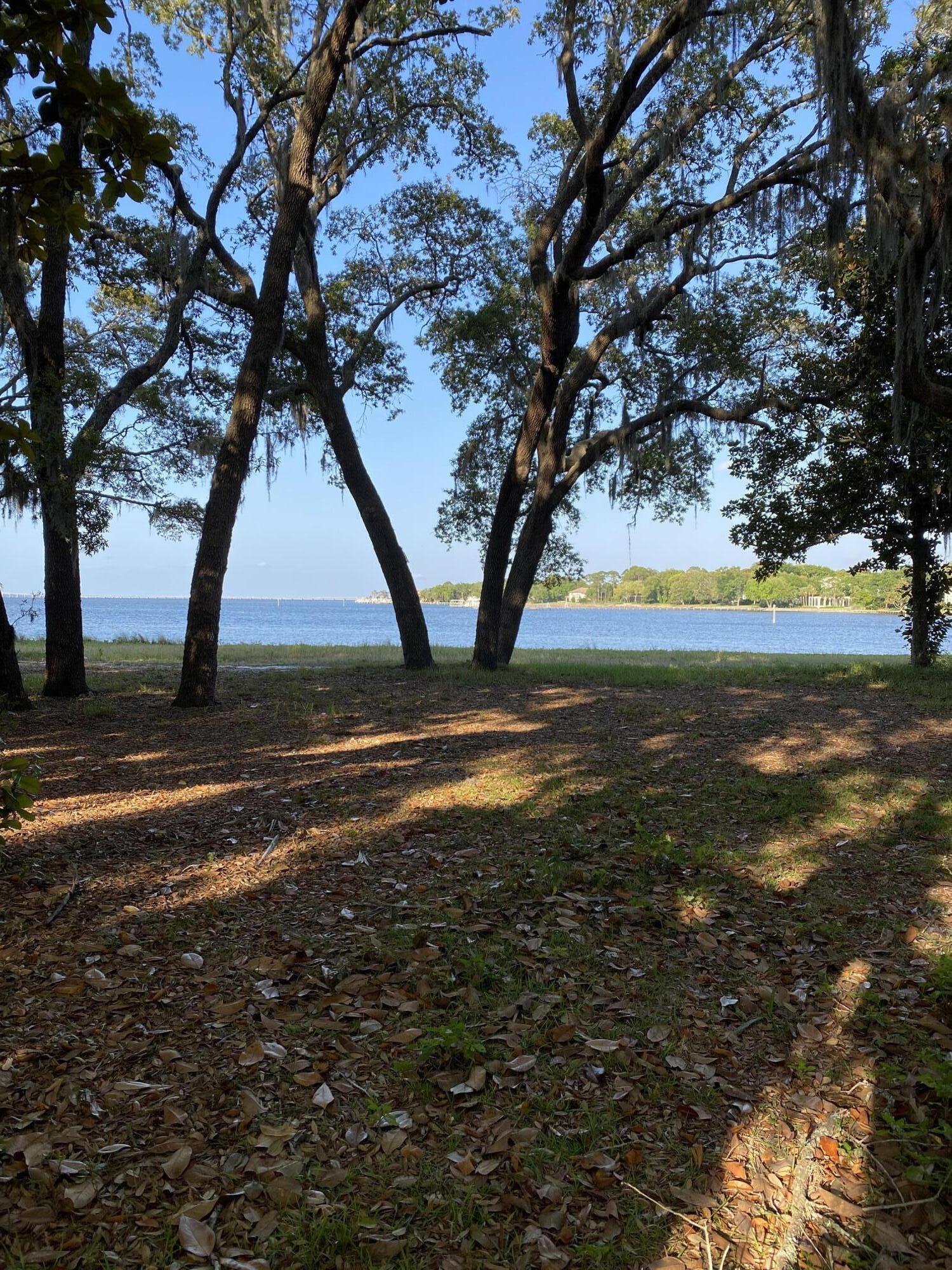Estates at Indian Pointe - Land