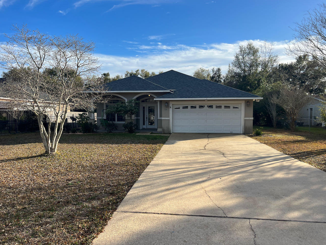 PORT DIXIE - Residential Lease