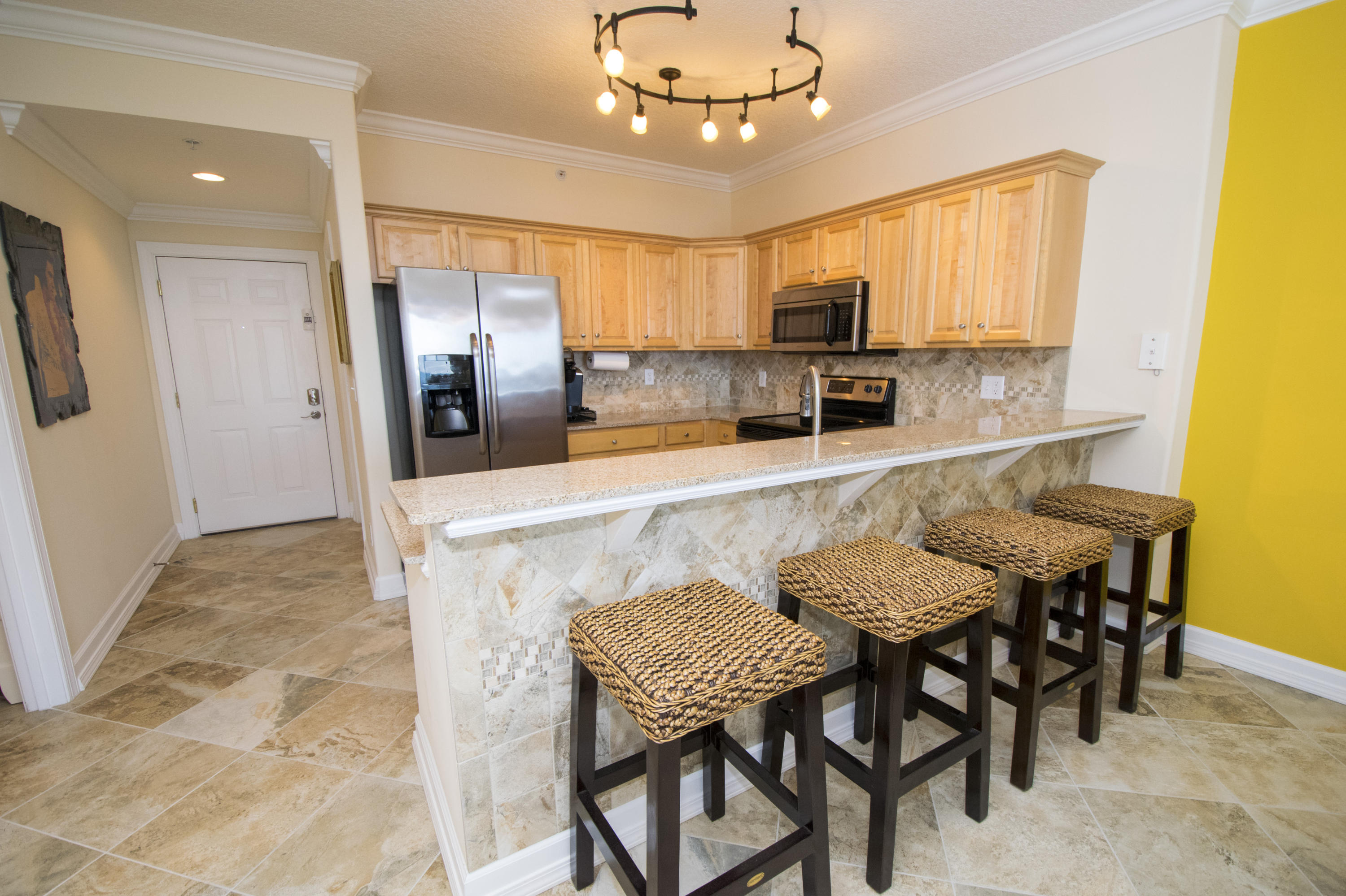 TROPIC WINDS - Residential