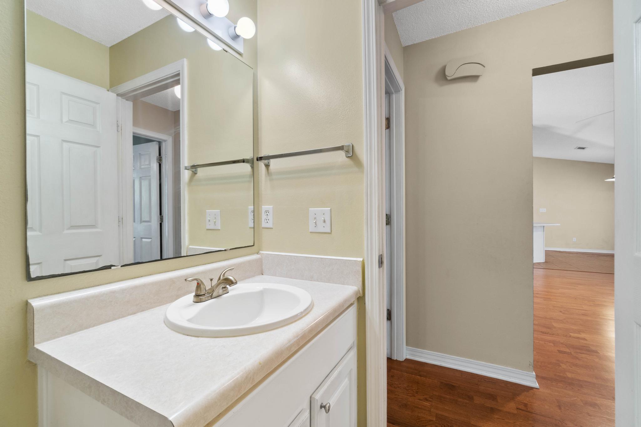 NO RECORDED SUBDIVISION - Residential