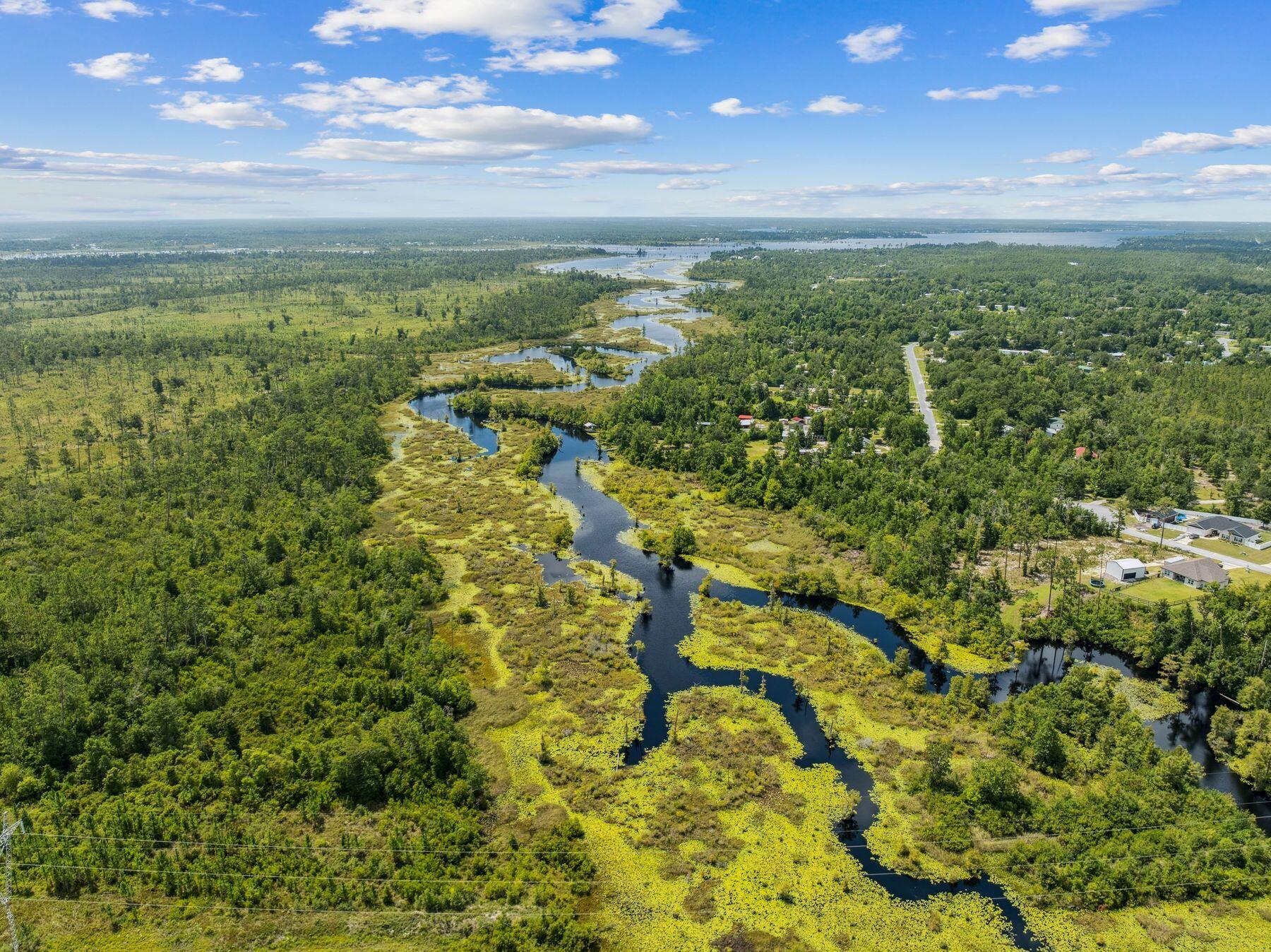 CEDAR CREEK CHASE - Land