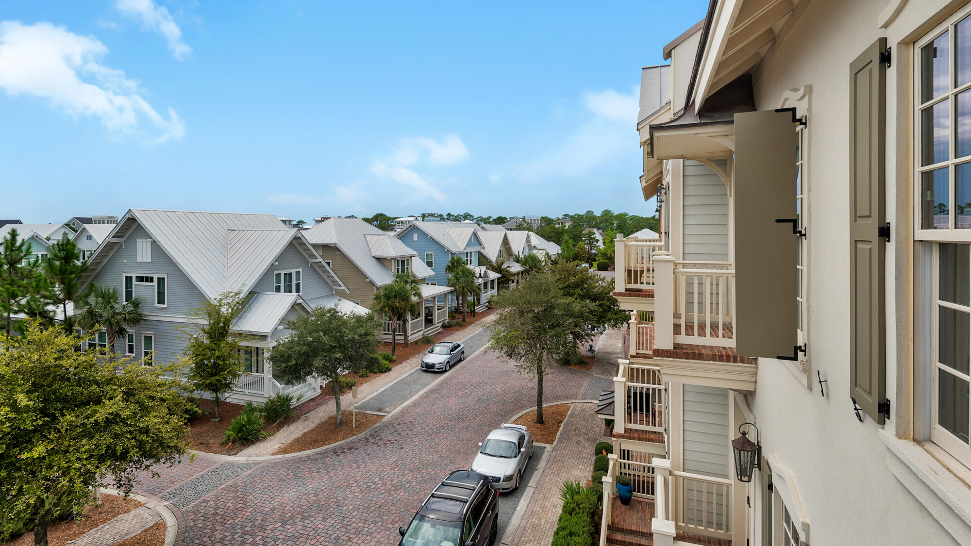 PROMINENCE/LUXURY TOWNHOMES - Residential