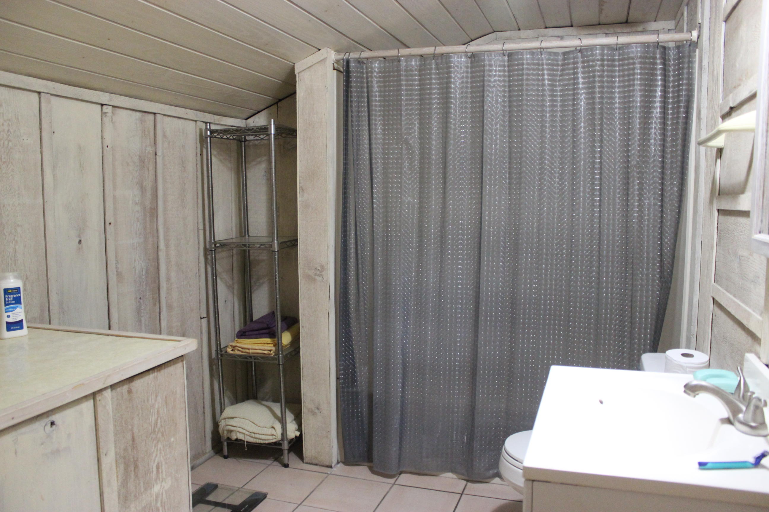 SEA CABINS T/H - Residential