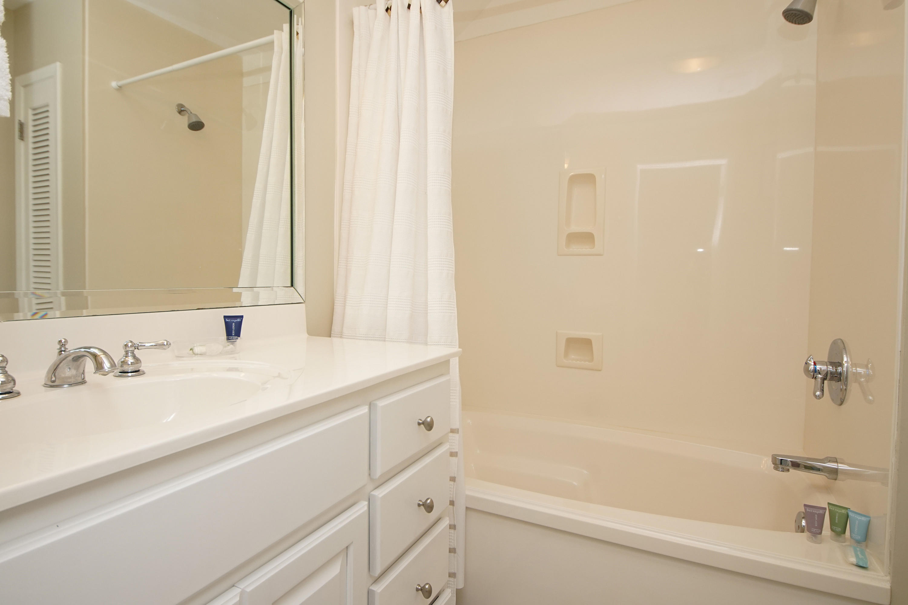GULF TRACE - Residential