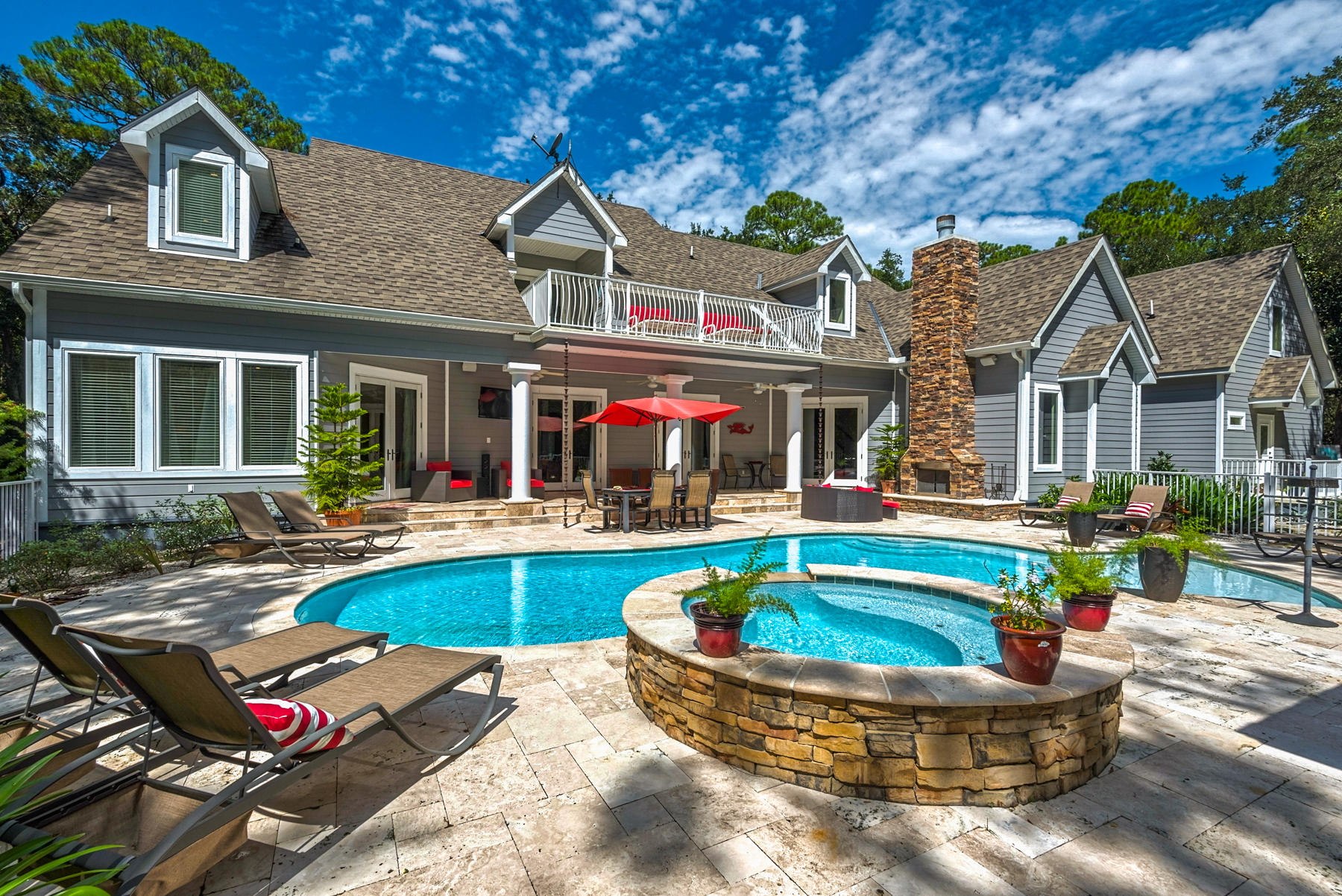 WOODLAND BAYOU ESTATES - Residential