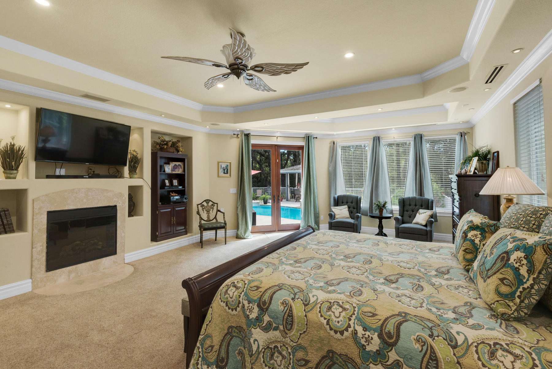 WOODLAND BAYOU ESTATES - Residential