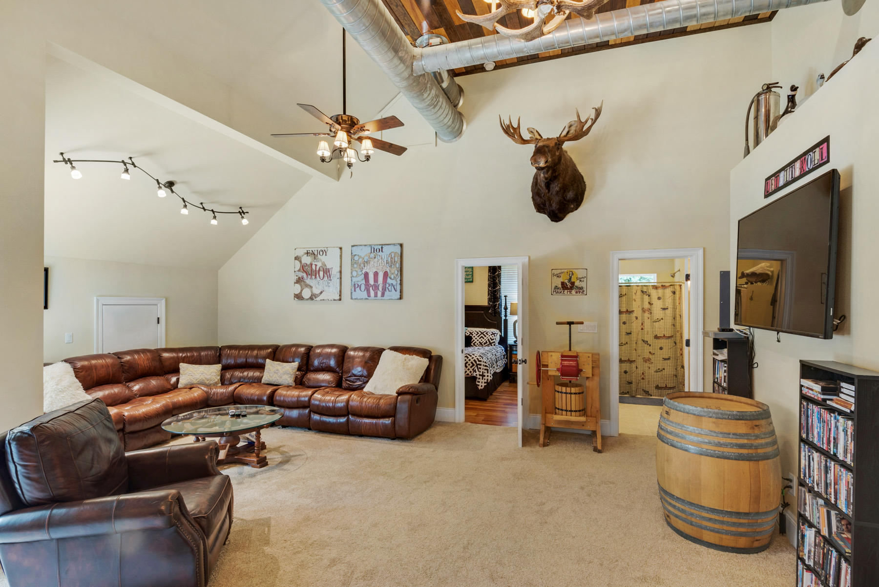 WOODLAND BAYOU ESTATES - Residential