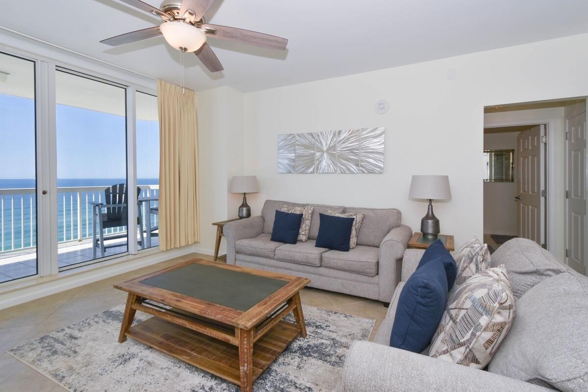 SILVER BEACH TOWERS EAST - Residential