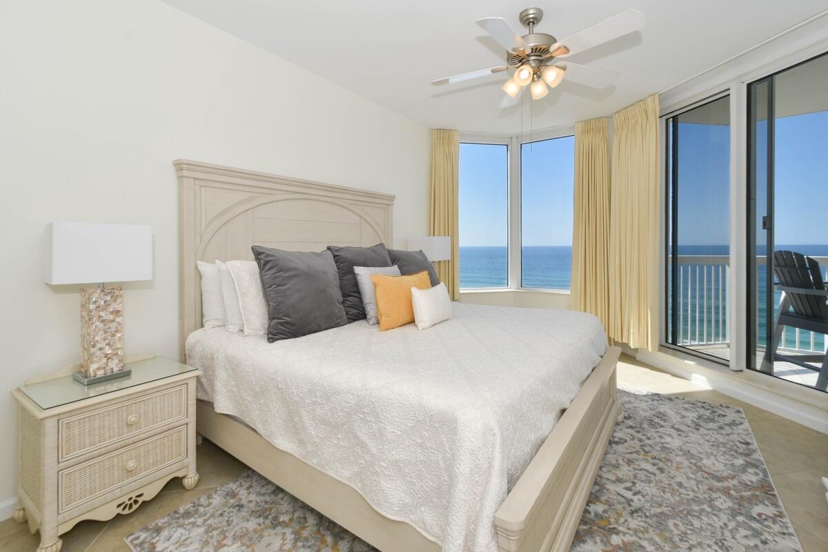 SILVER BEACH TOWERS EAST - Residential