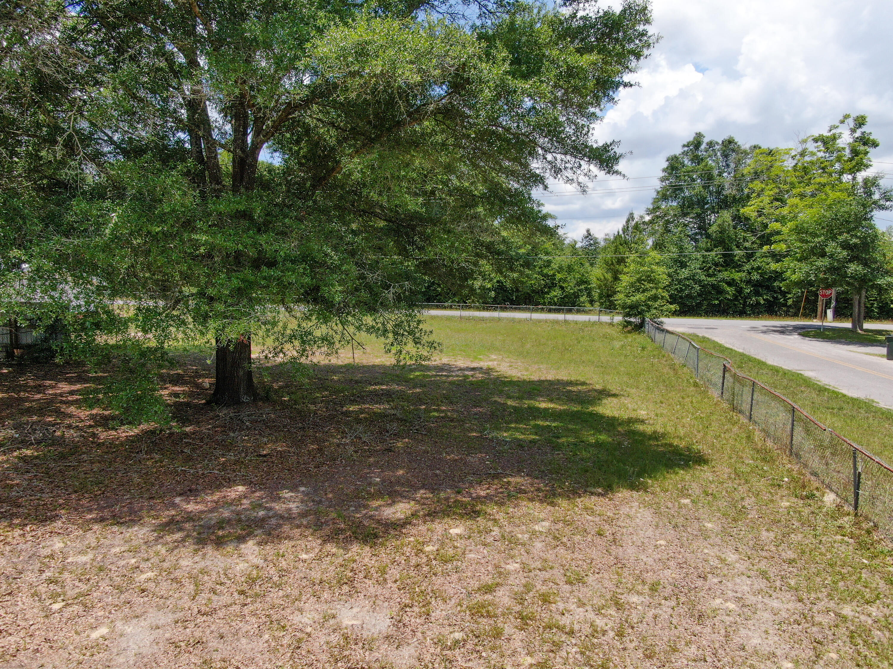 TOWN OF DEFUNIAK SPRINGS - Land