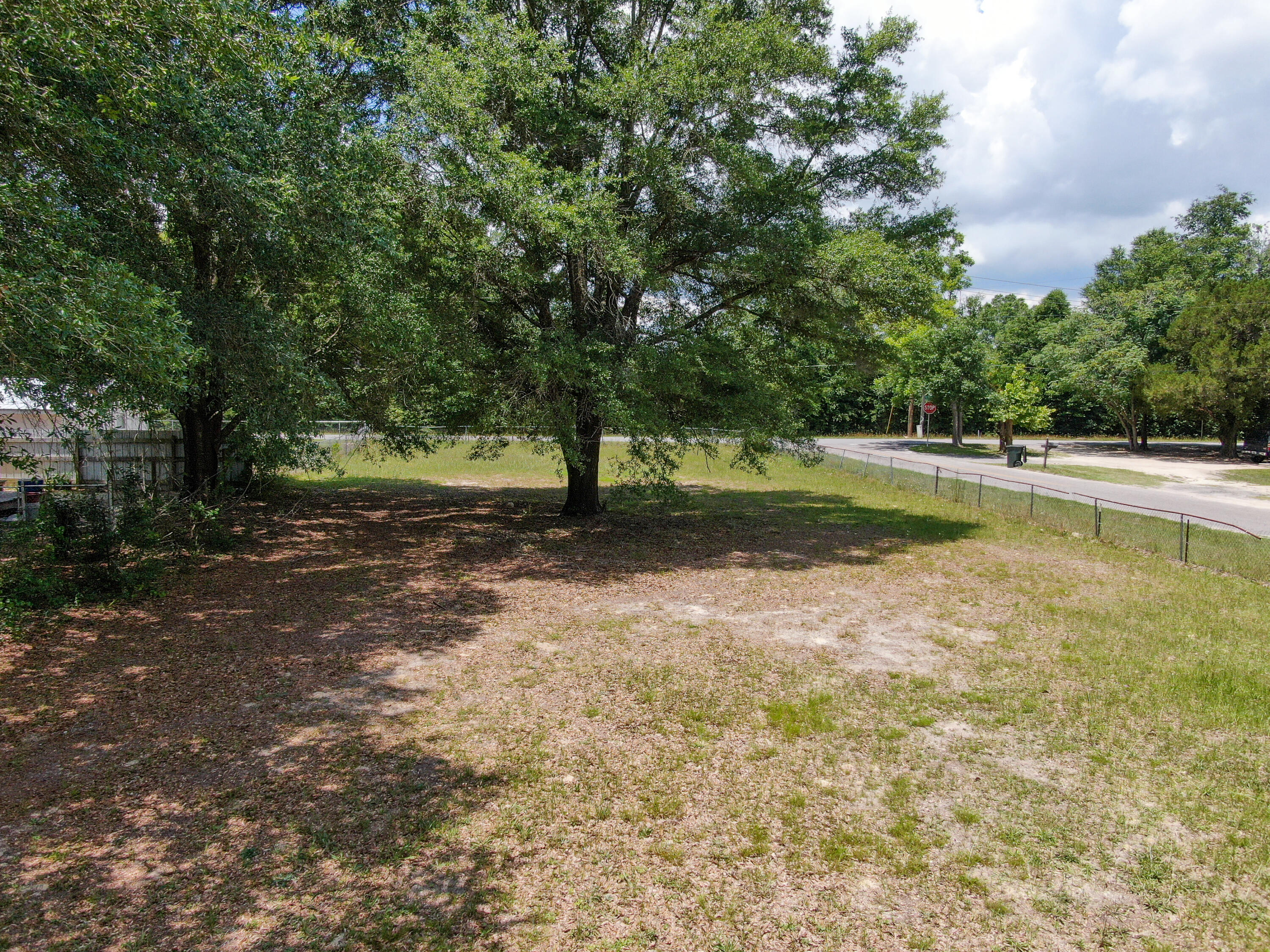 TOWN OF DEFUNIAK SPRINGS - Land
