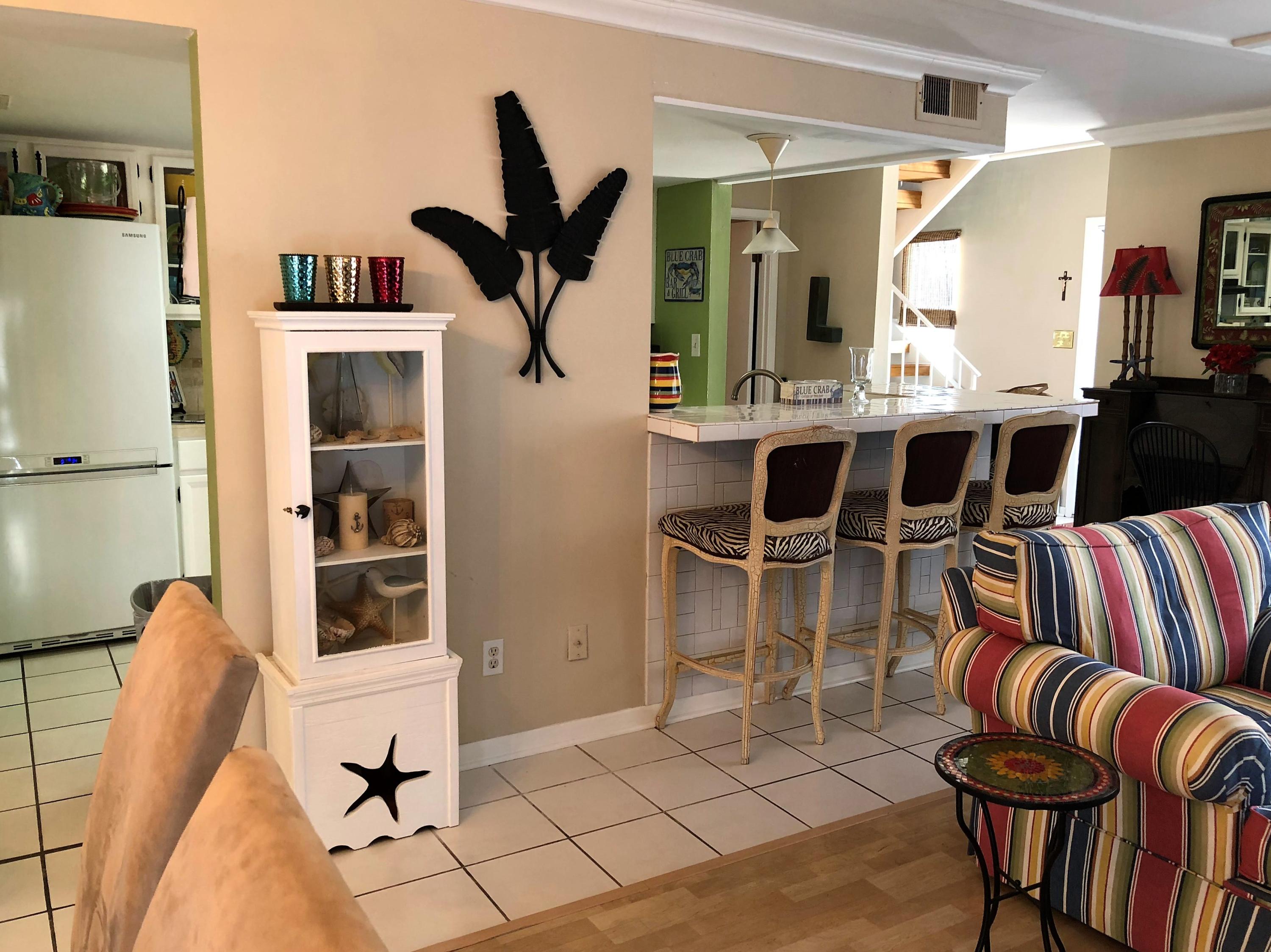 MANOR SHORES - Residential