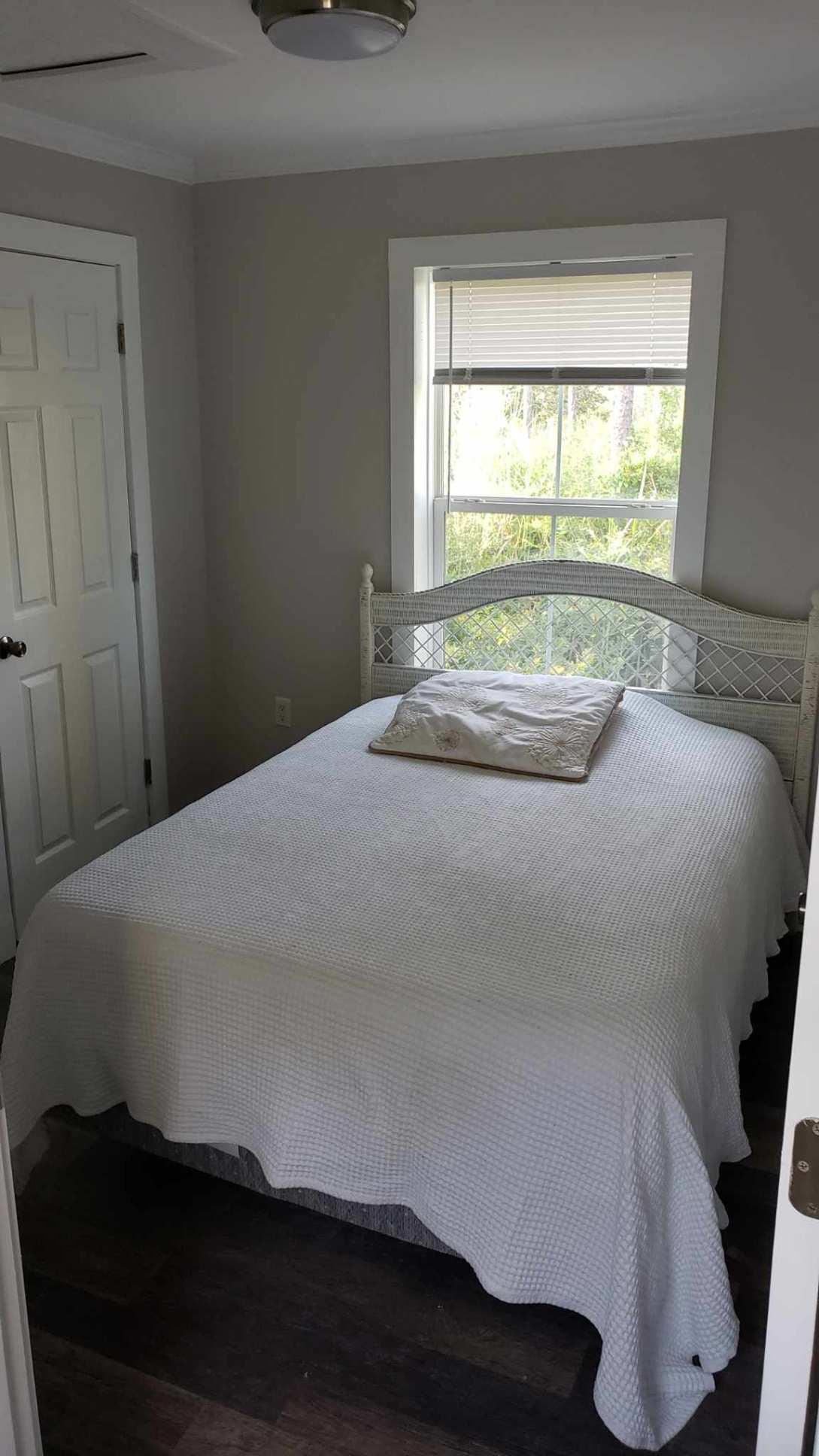 BAYOU PINES UNREC - Residential Lease