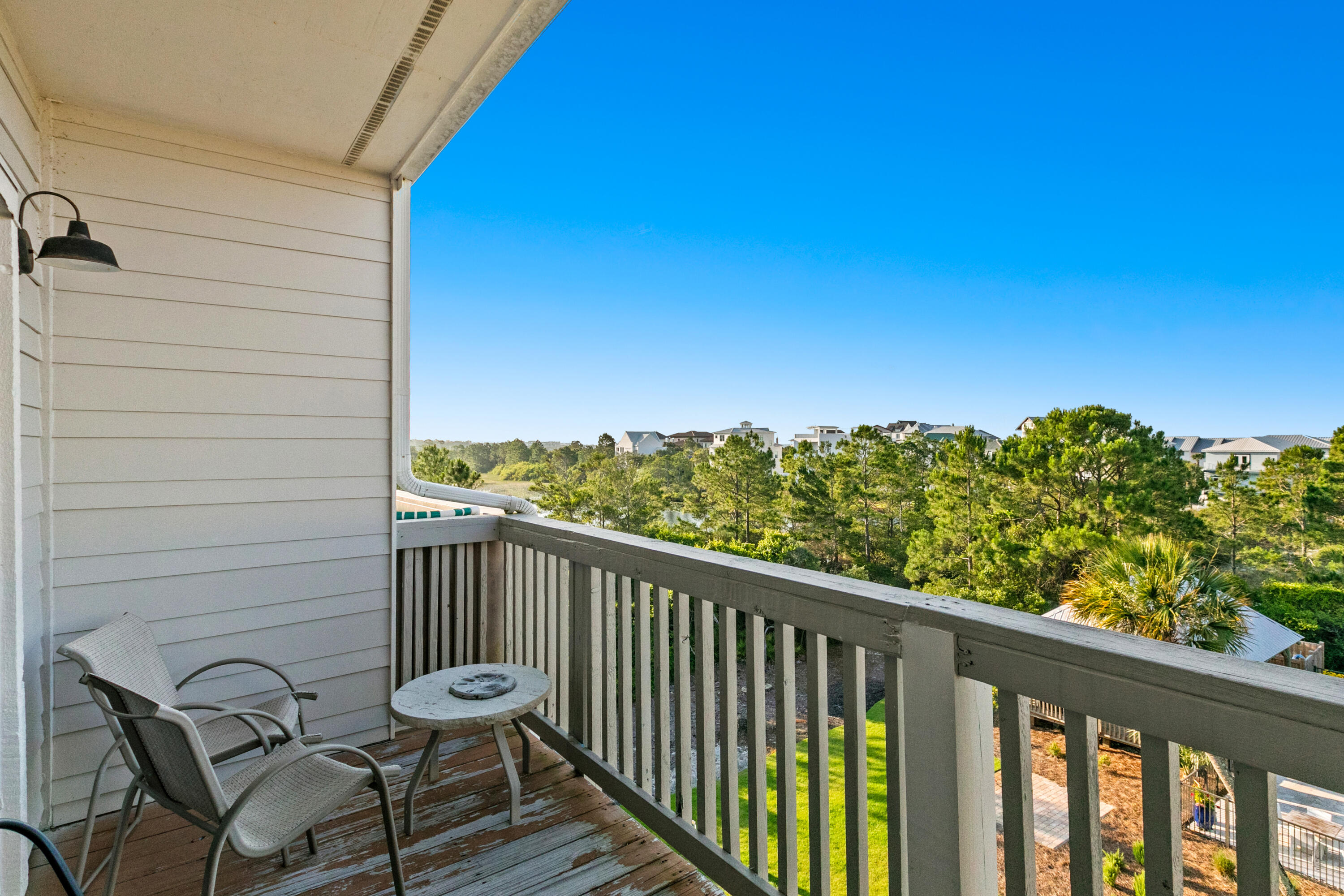 BEACHFRONT 2 PH 1 - Residential