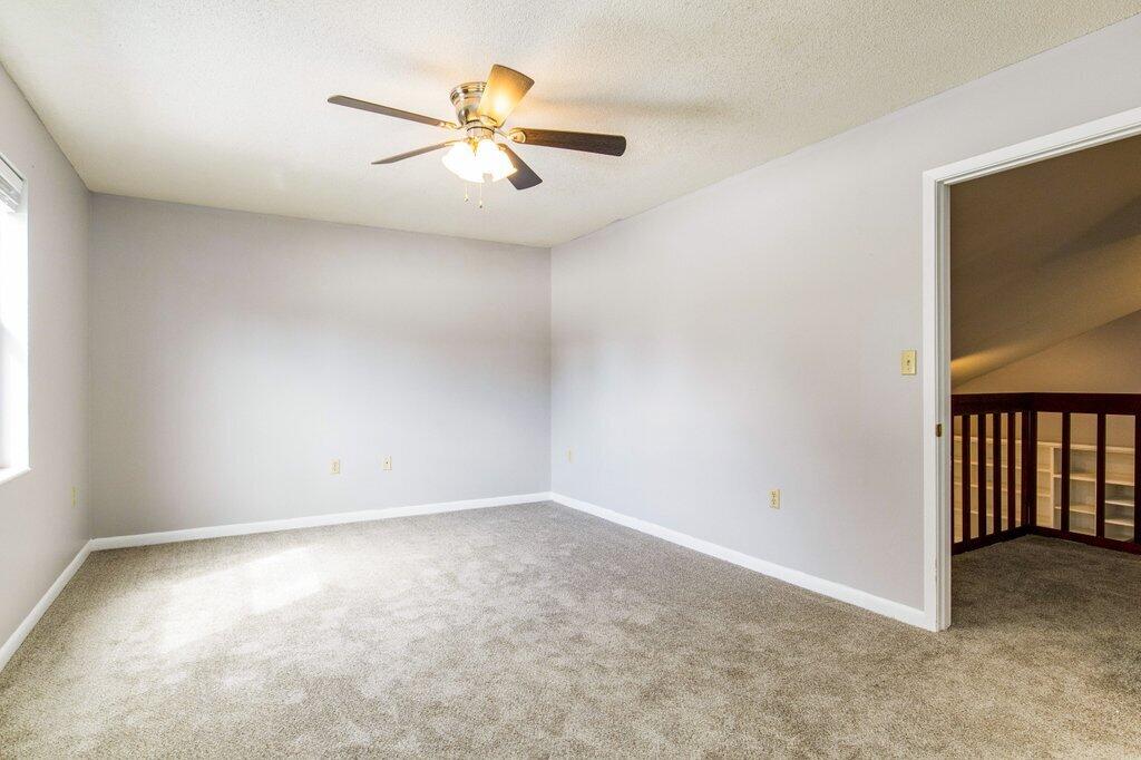 DONLABROOK GARDYNS - Residential Lease