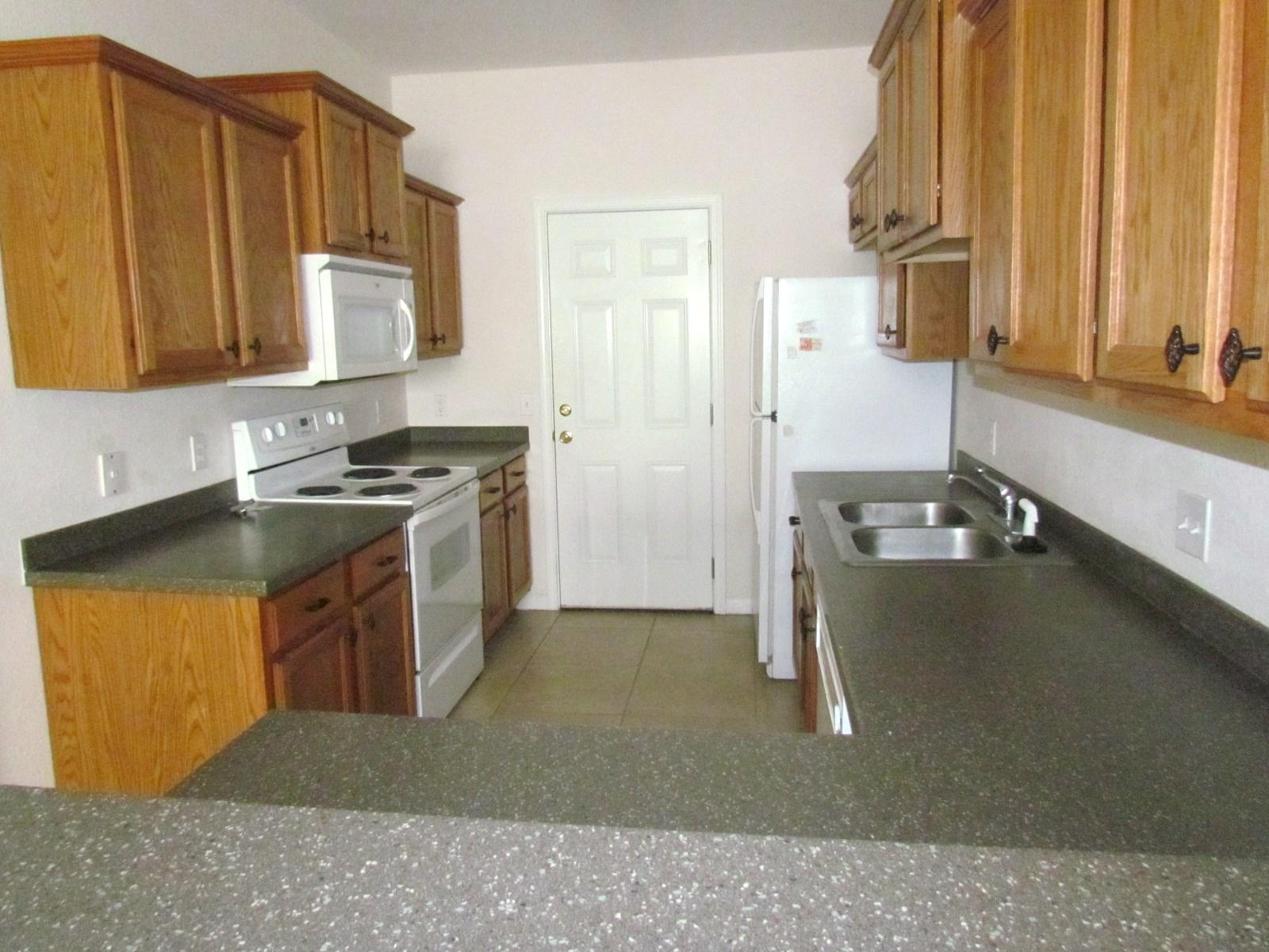 ENDICOTT VILLAGE - Residential Lease