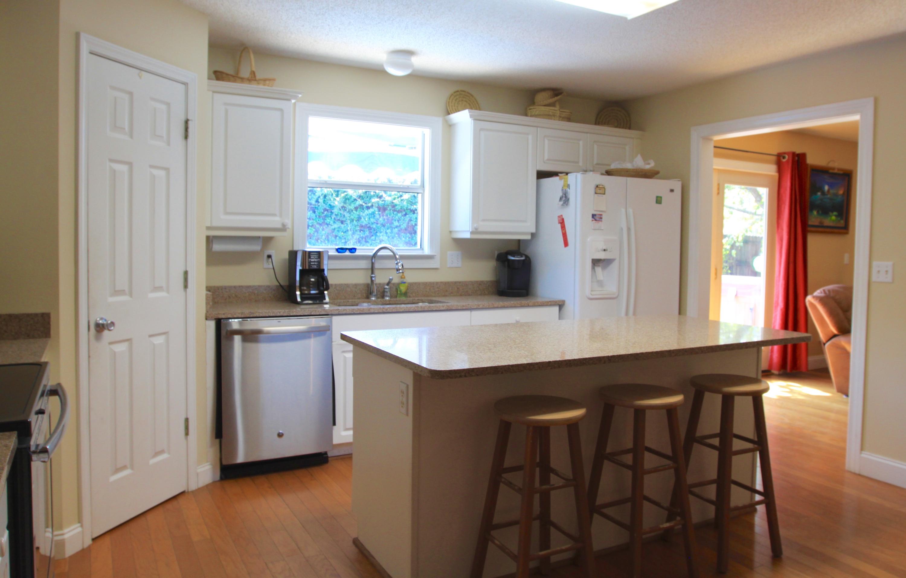 SAILBOAT COVE S/D - Residential Lease