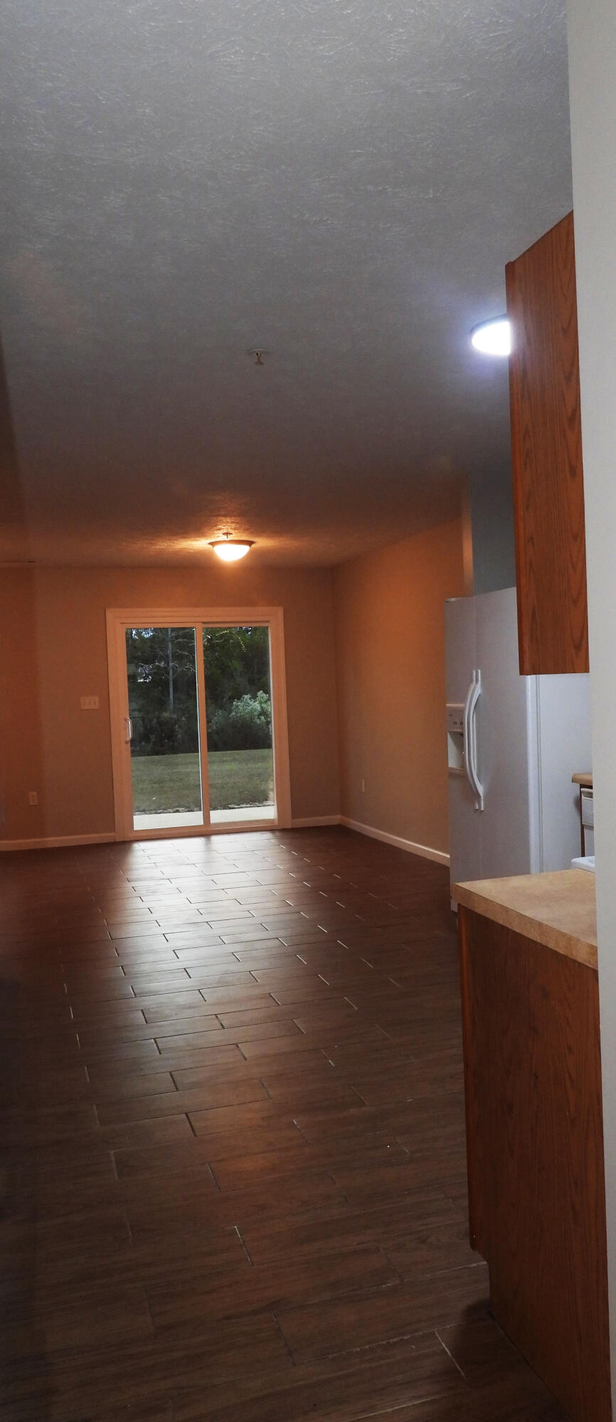 ROLLING PINES - Residential Lease