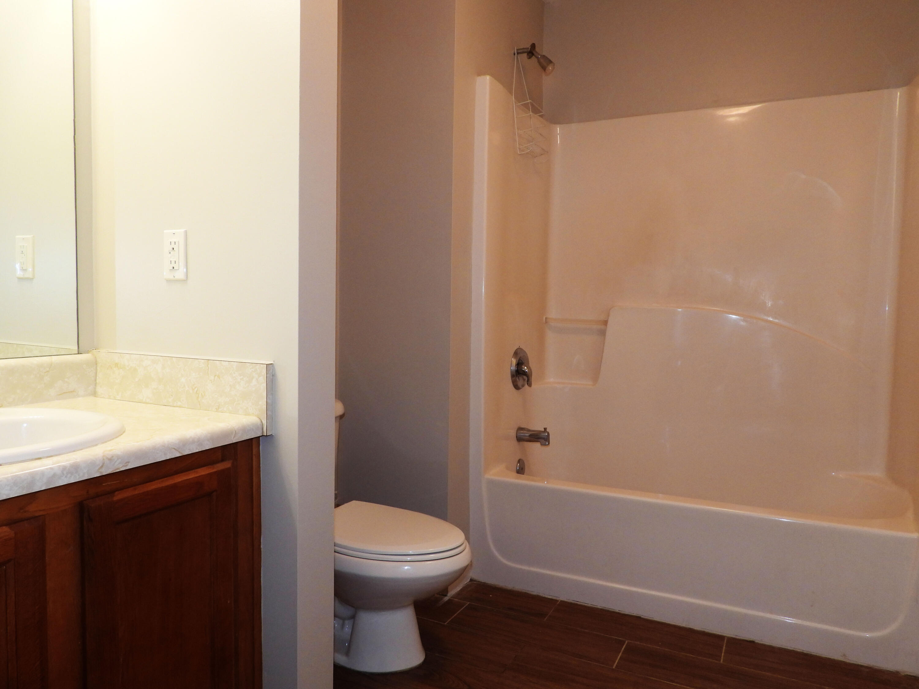 ROLLING PINES - Residential Lease