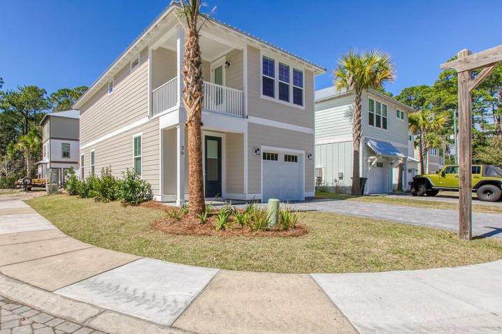 LIGHTHOUSE POINTE - Residential