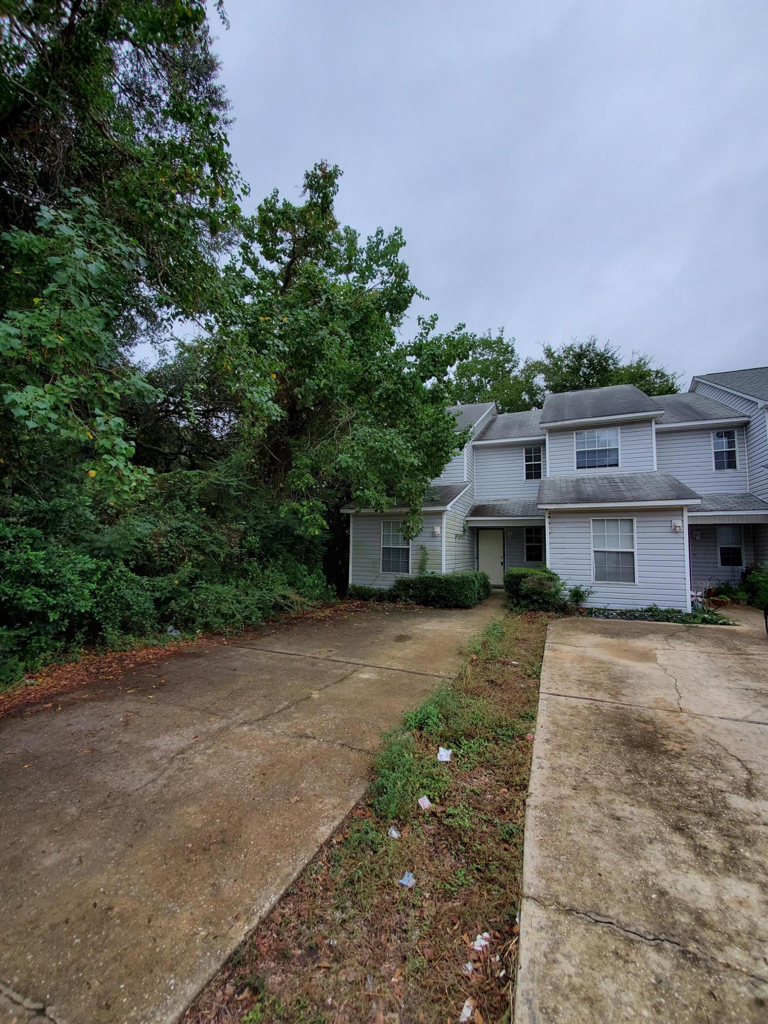 LIVE OAK - Residential Lease