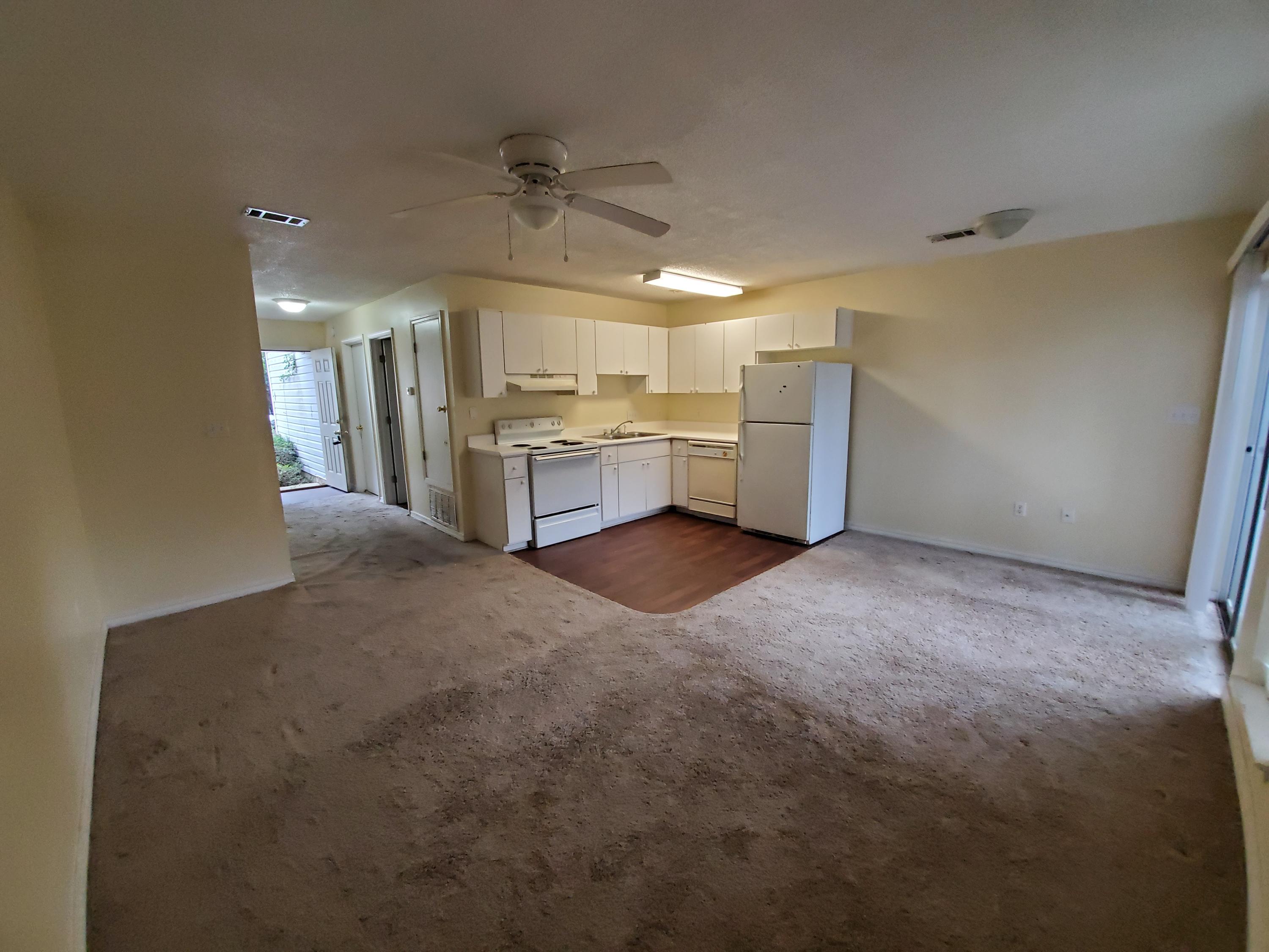 LIVE OAK - Residential Lease