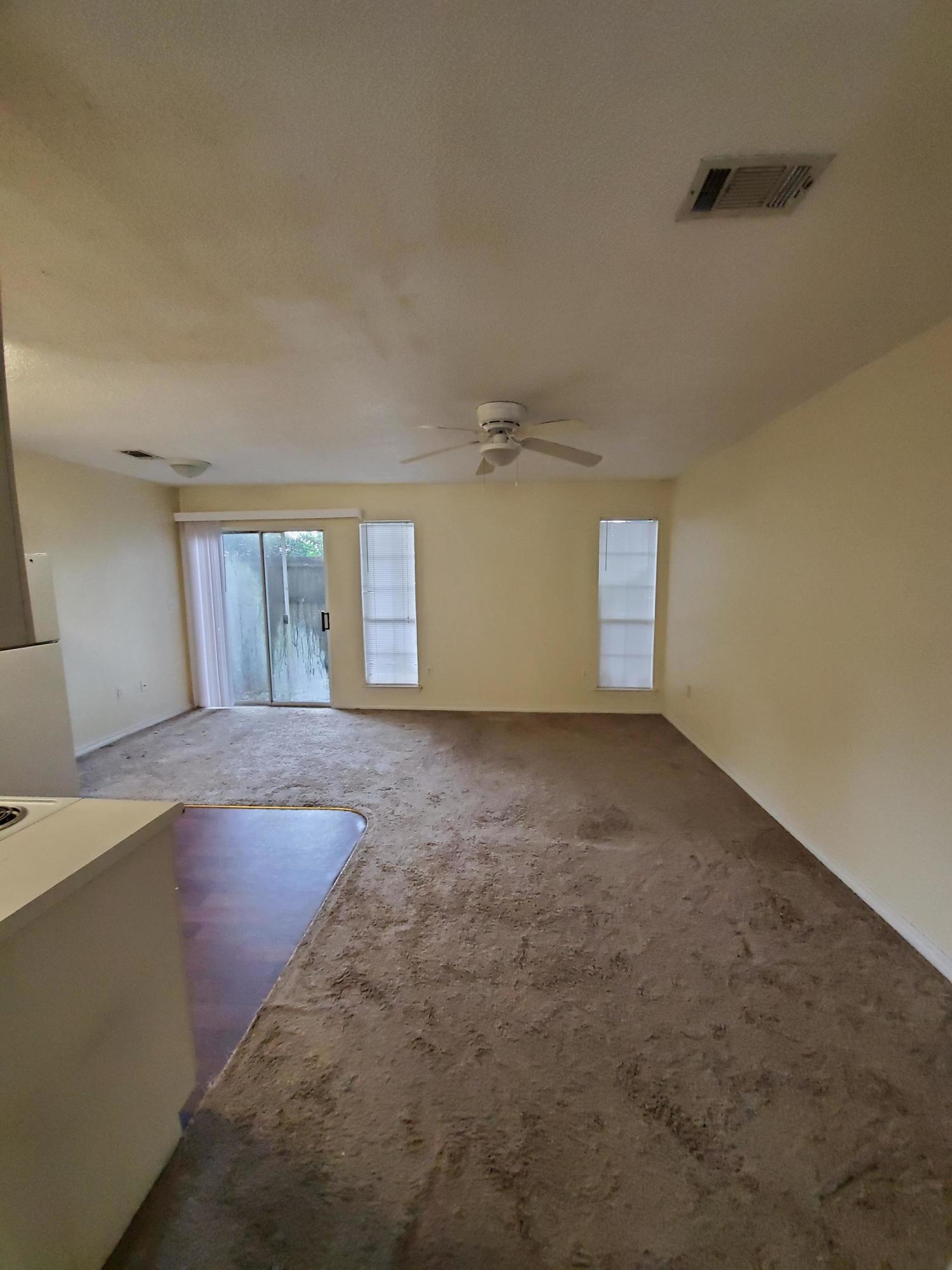 LIVE OAK - Residential Lease