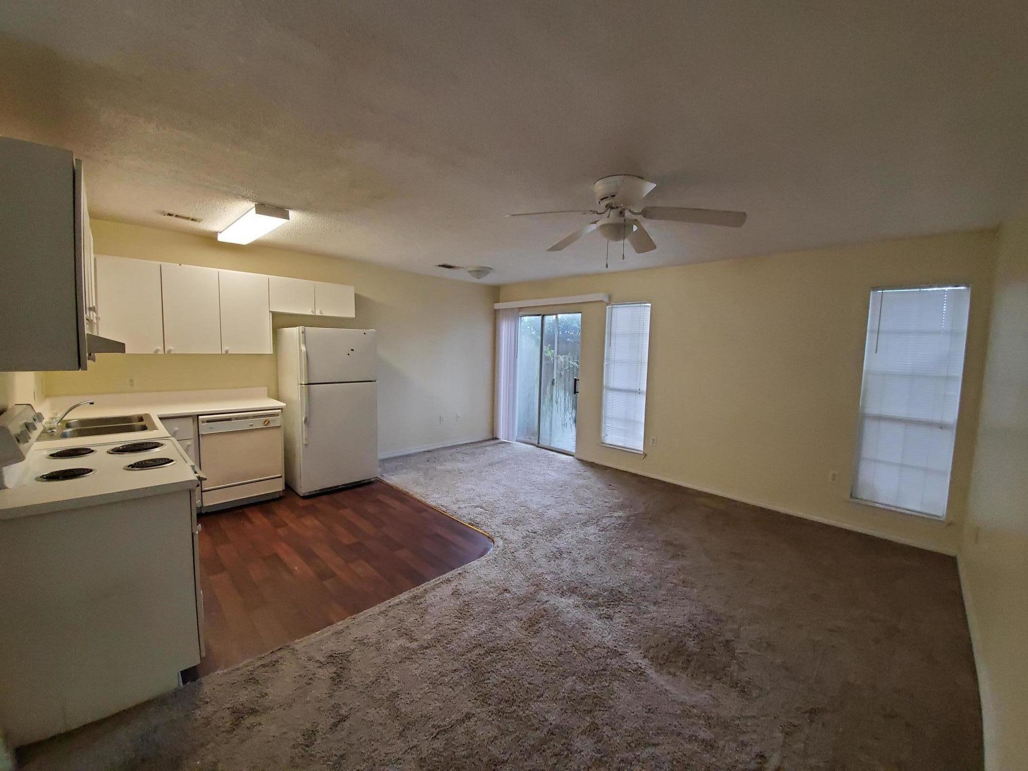 LIVE OAK - Residential Lease