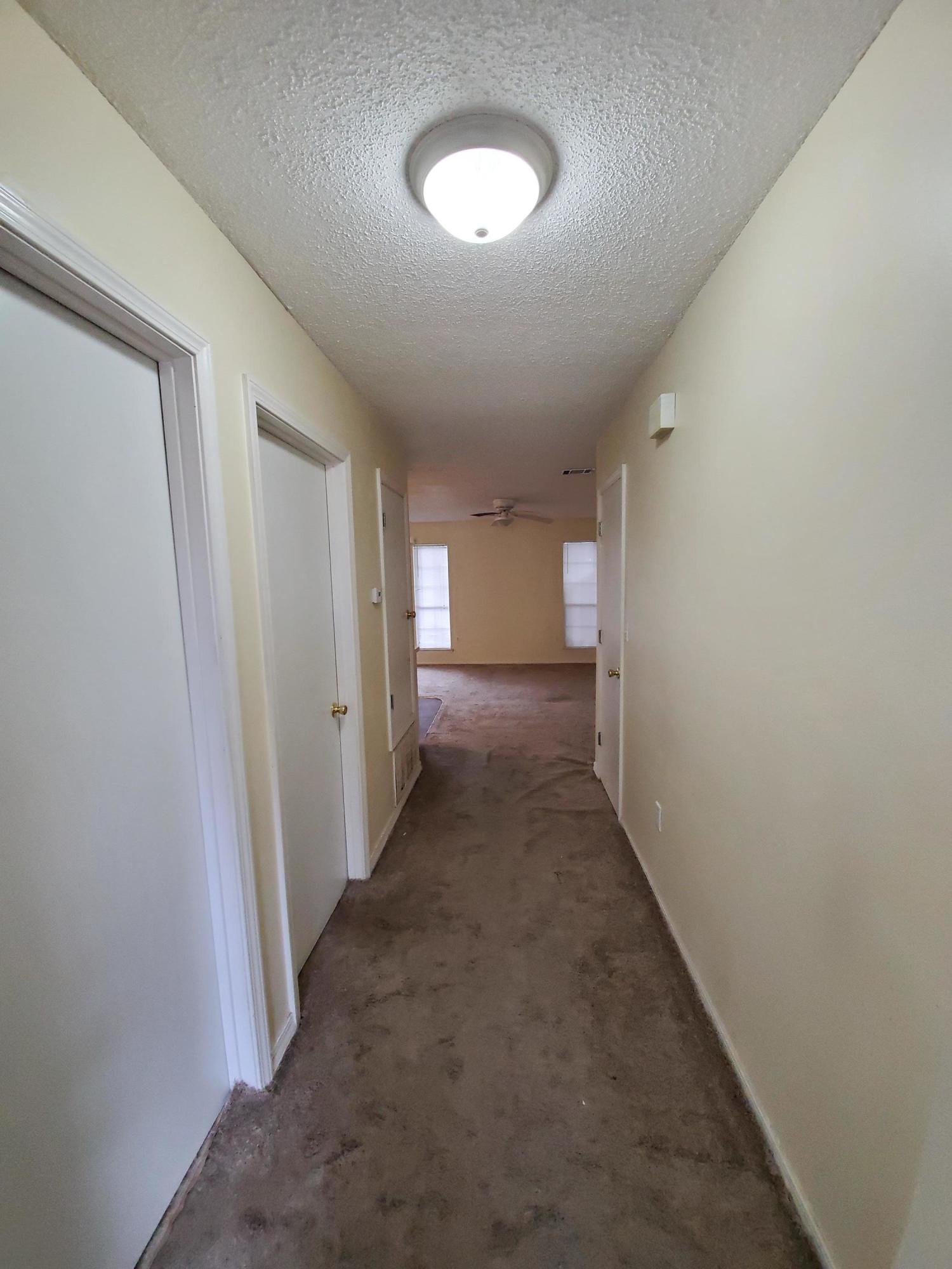 LIVE OAK - Residential Lease