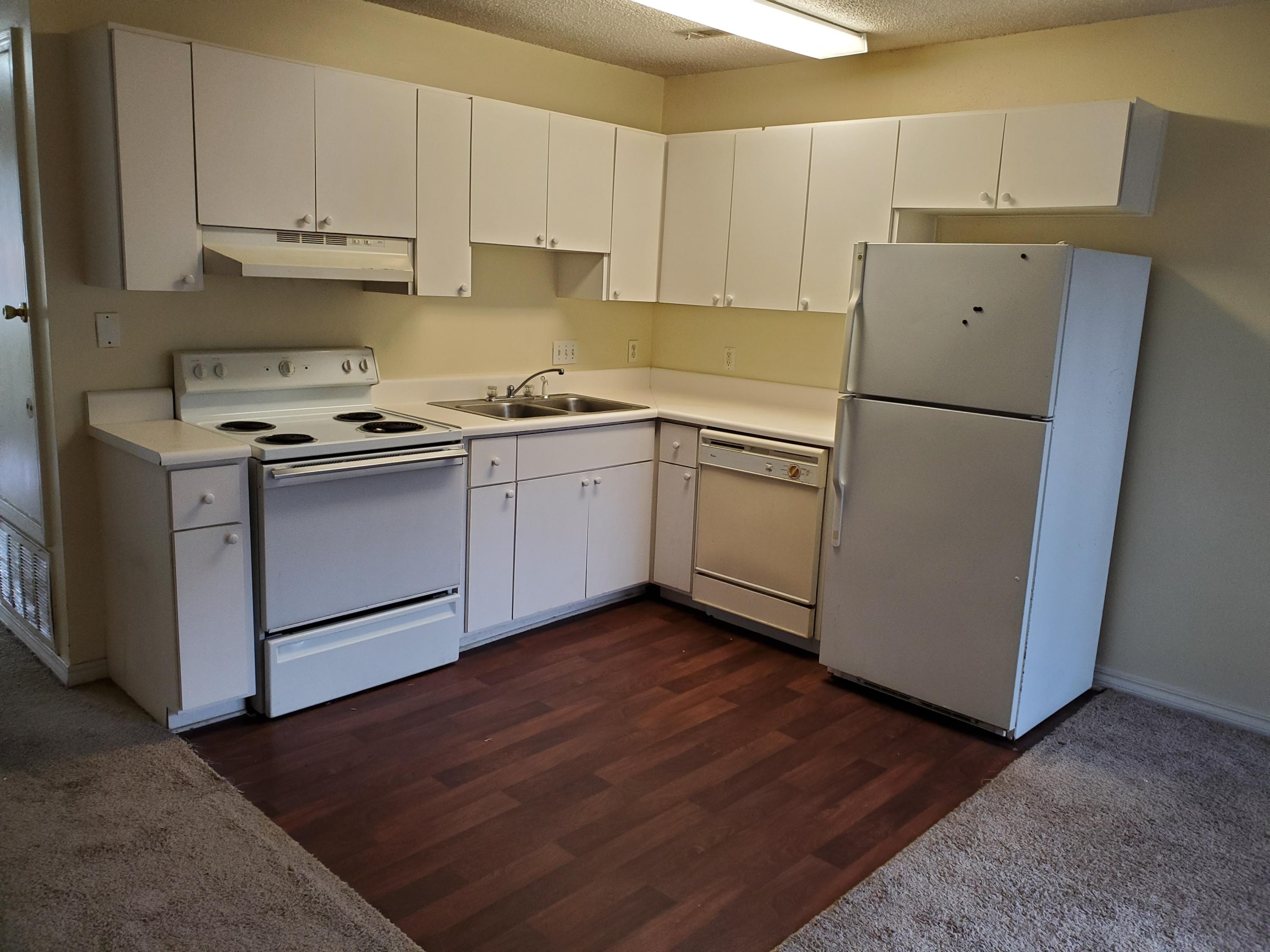 LIVE OAK - Residential Lease