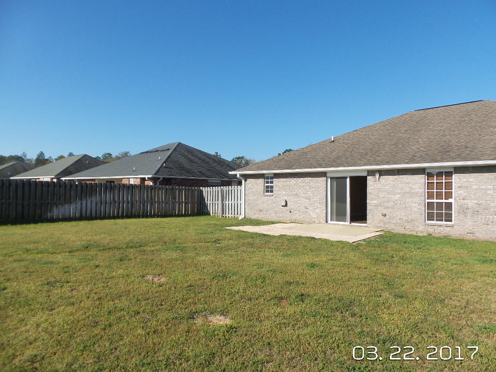LEE FARMS PH II LOT 17 BLK B - Residential Lease