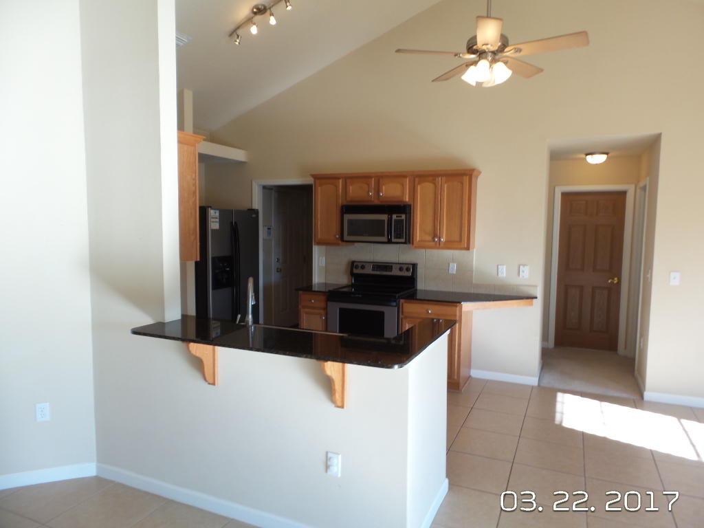 LEE FARMS PH II LOT 17 BLK B - Residential Lease