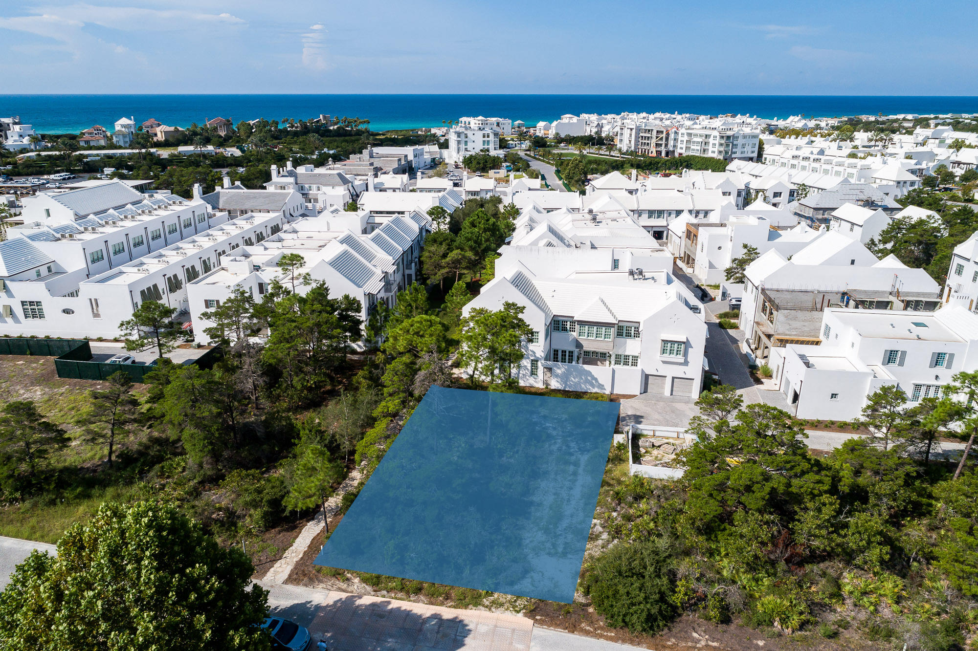 Corner homesite located North of 30A in Alys Beach close to Caliza Pool & Restaurant and  ZUMA Wellness Center.