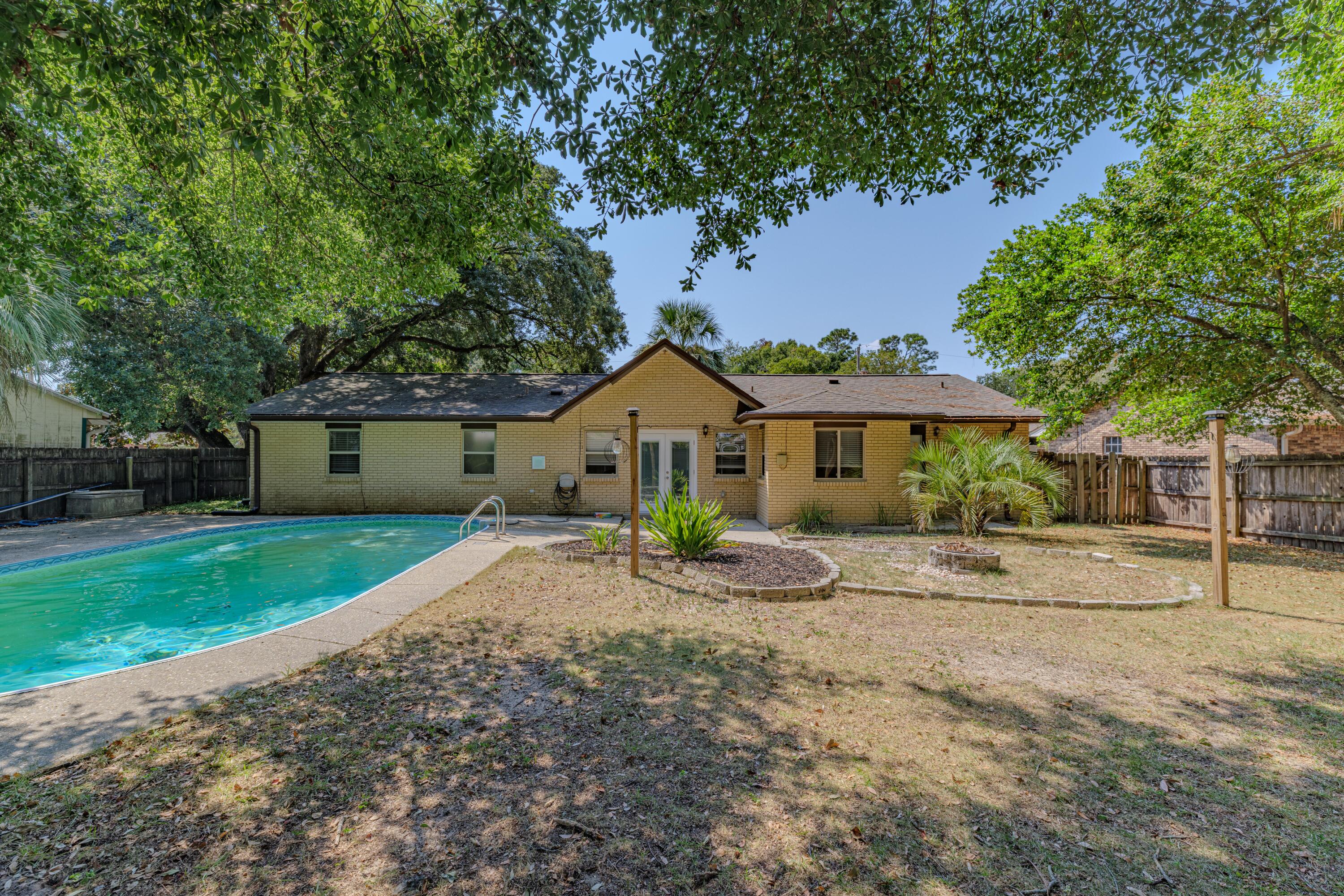 SCENIC HEIGHTS - Residential