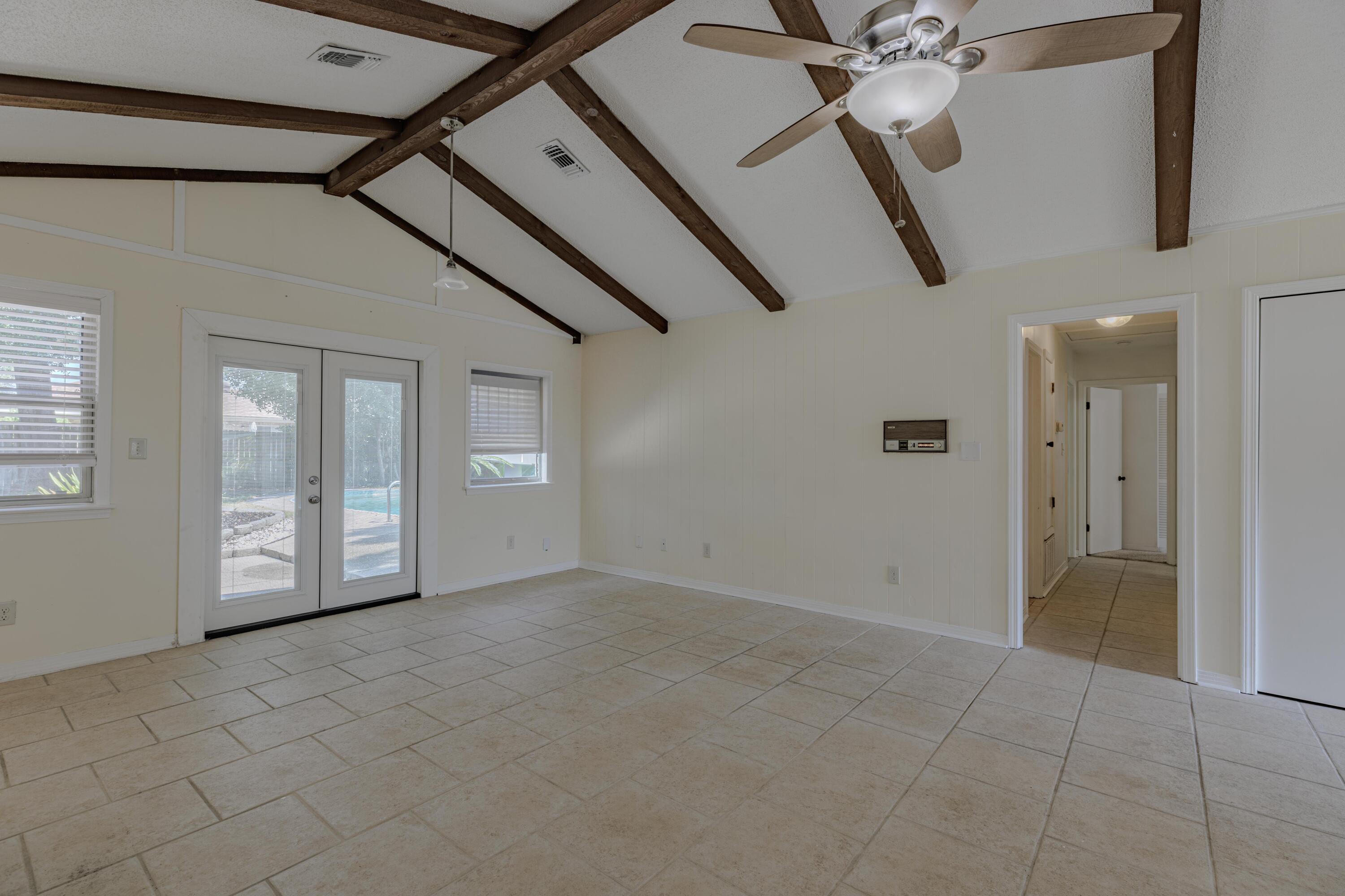 SCENIC HEIGHTS - Residential