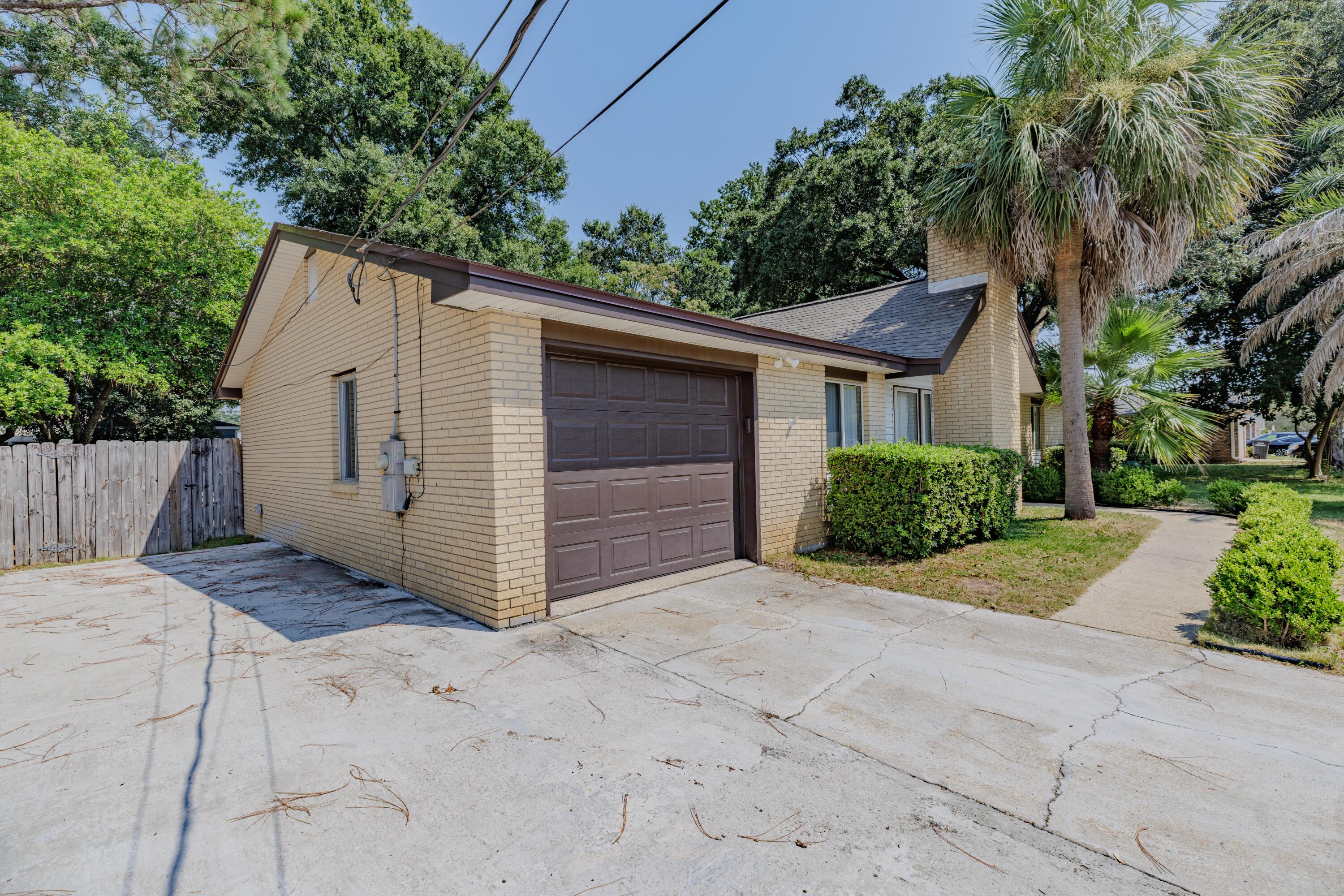 SCENIC HEIGHTS - Residential
