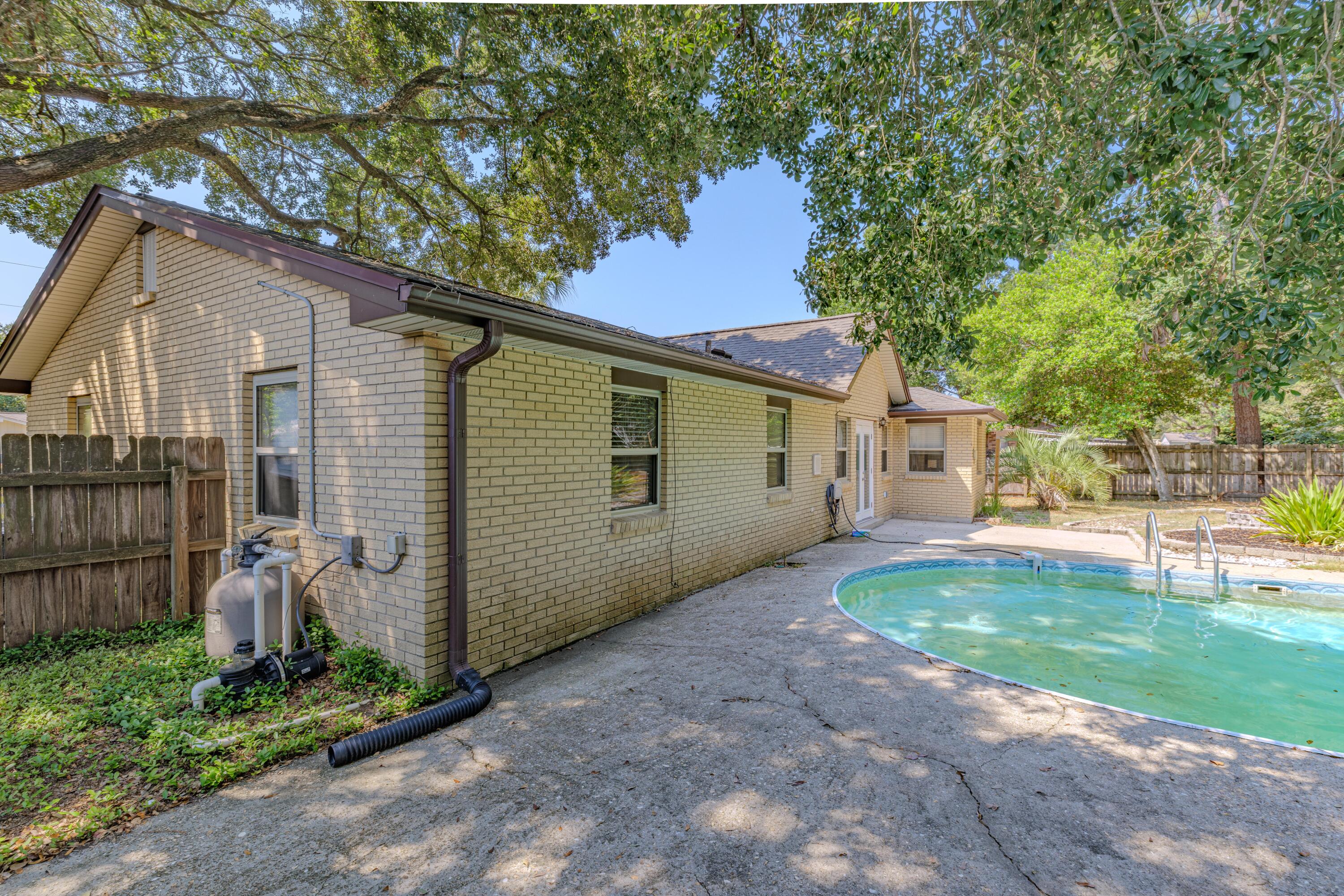 SCENIC HEIGHTS - Residential