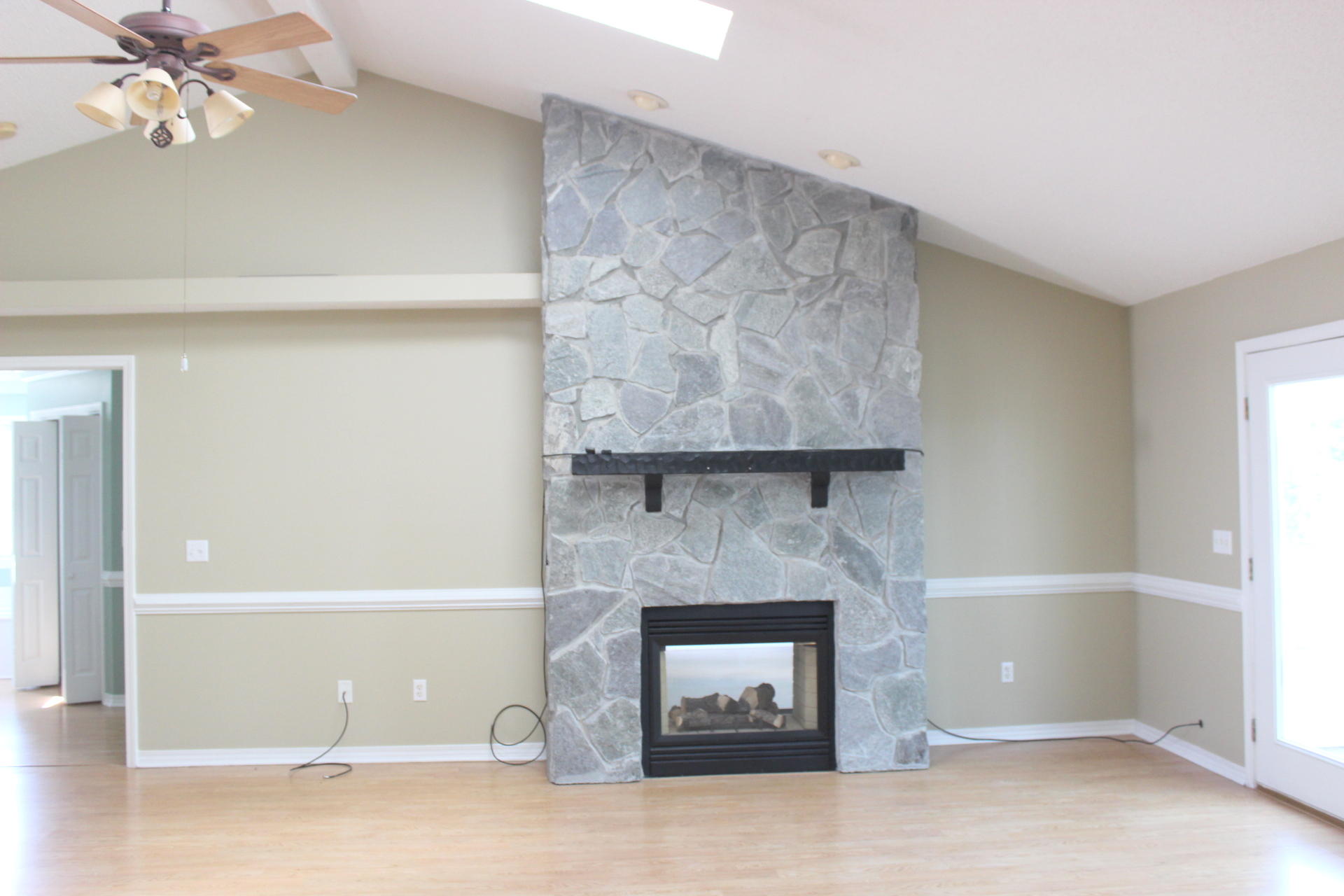 STEEPLECHASE PH 3 - Residential Lease