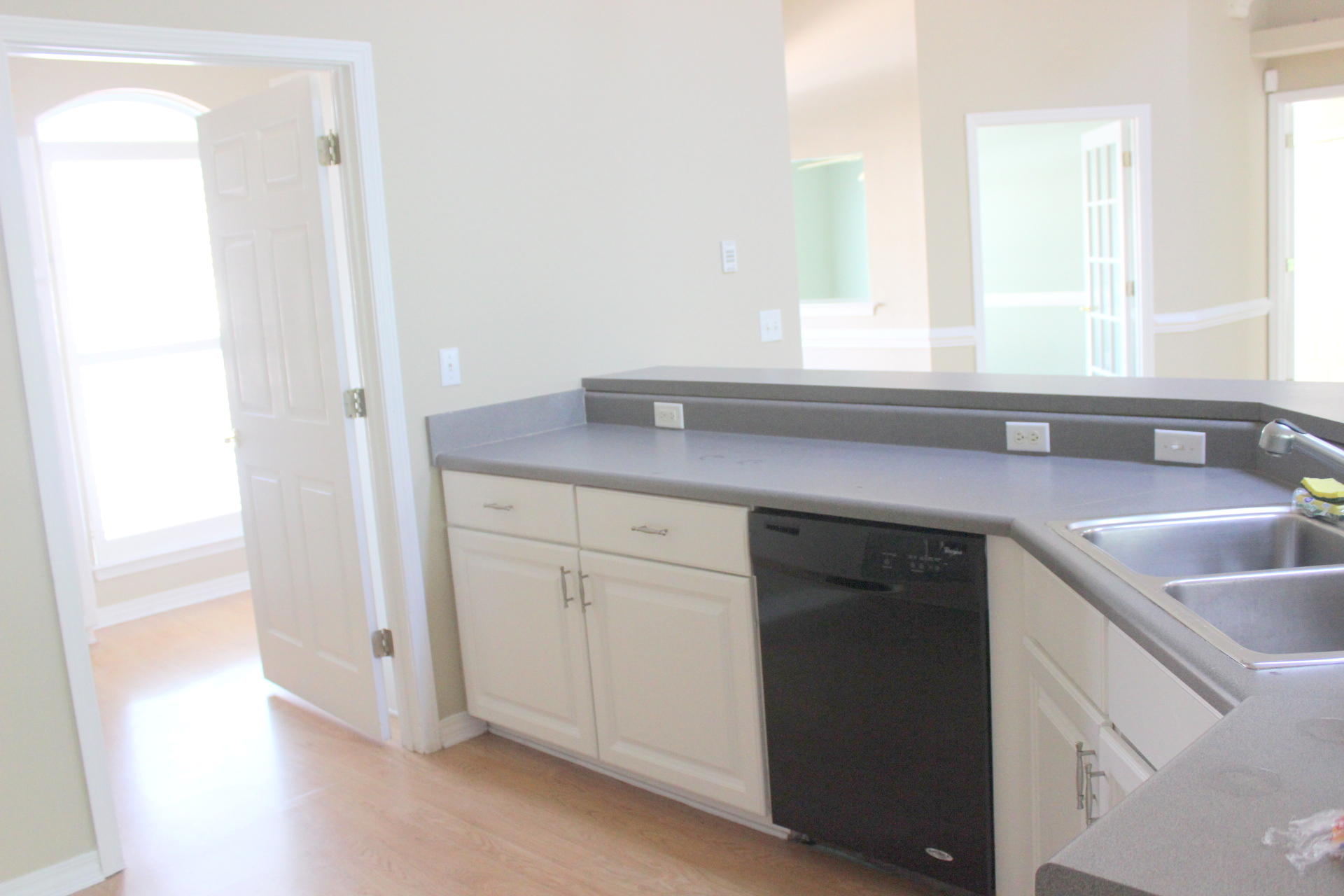 STEEPLECHASE PH 3 - Residential Lease
